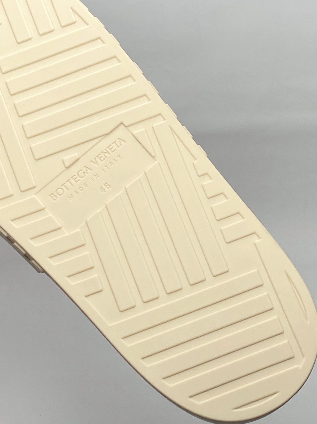 Bottega Veneta Bottega Veneta Rubber Slide Sandals size 46/us size 13 Size US 13 / EU 46 - 13 Thumbnail