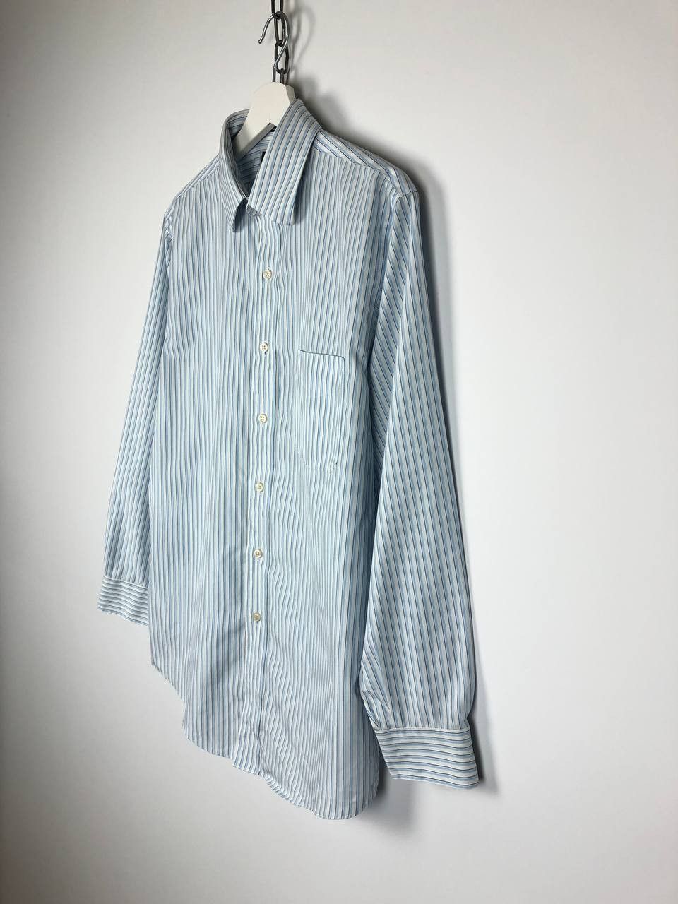 Kirkland Signature Kirkland Signature Striped Shirt Tailored Fit size M Size US M / EU 48-50 / 2 - 5 Thumbnail
