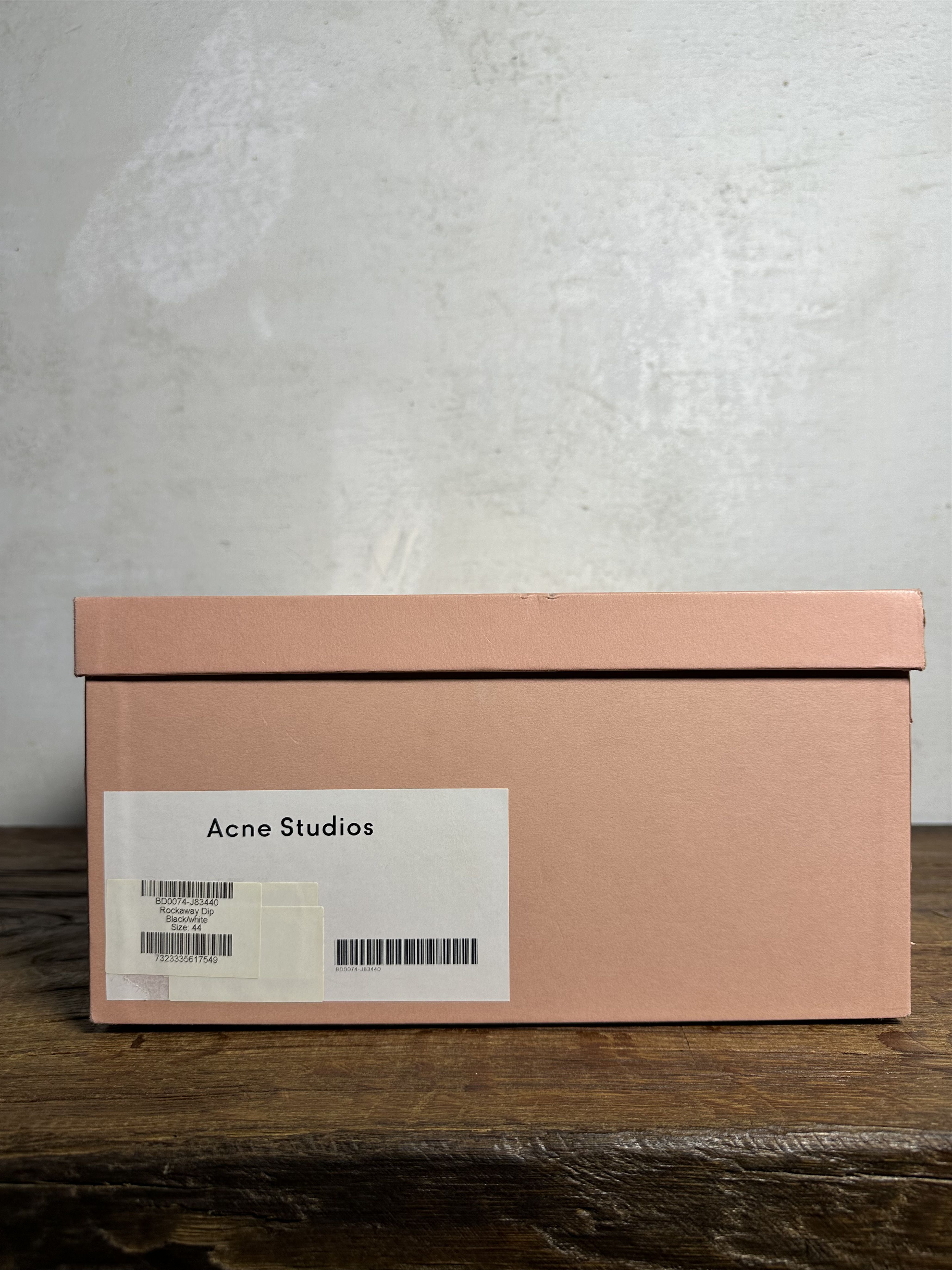 Acne Studios ACNE STUDIOS Black Rockaway Sneakers With Patent Sole Size US 11 / EU 44 - 4 Thumbnail