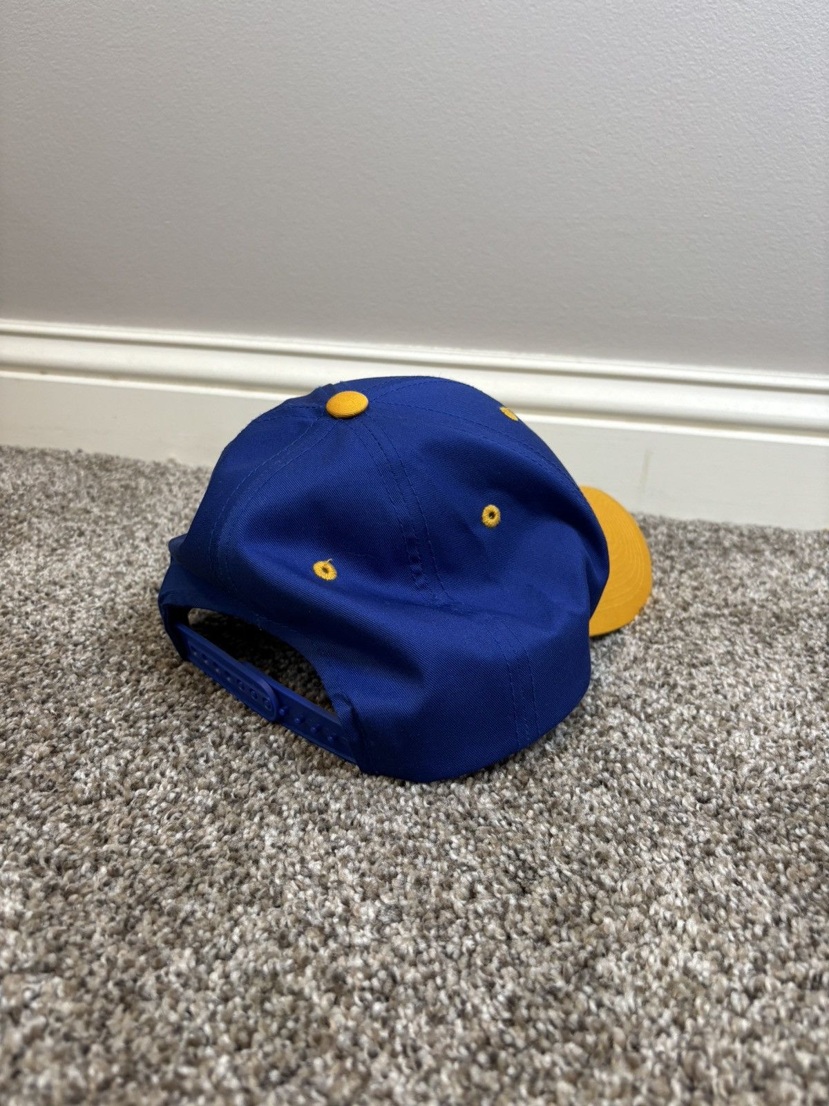 The Unbranded Brand Burlington Bees - Minor League - Adjustable Baseball Hat Size ONE SIZE - 3 Thumbnail