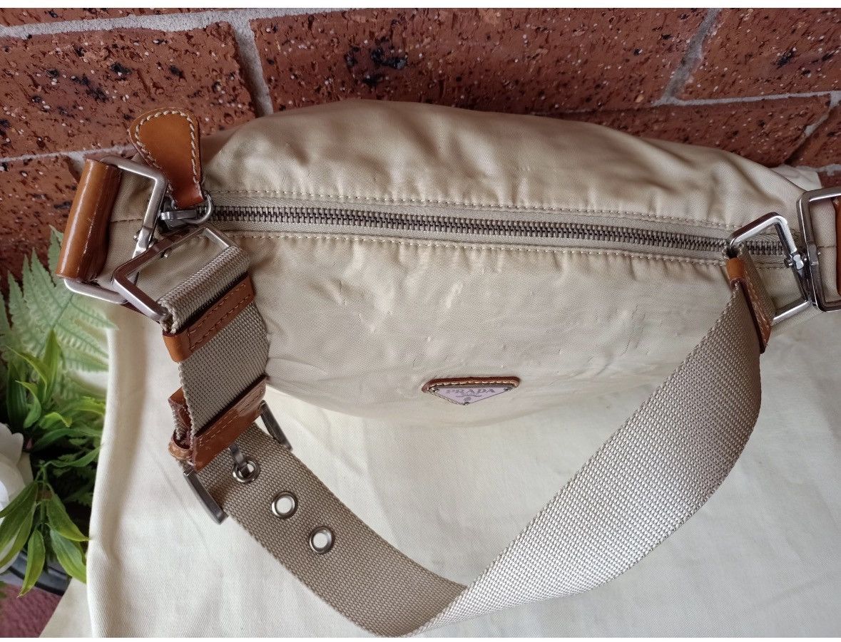 Prada Authenticated ✅ Prada Beige Shoulder Bag 💗 Made in Italy Size ONE SIZE - 8 Thumbnail