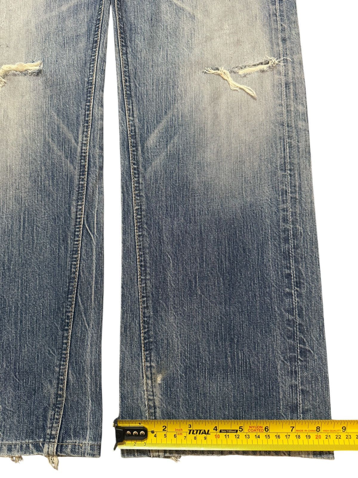 Edwin Vintage 90s Edwin 503 Blue Faded Wash Distress Straight Leg Size US 33 - 14 Thumbnail