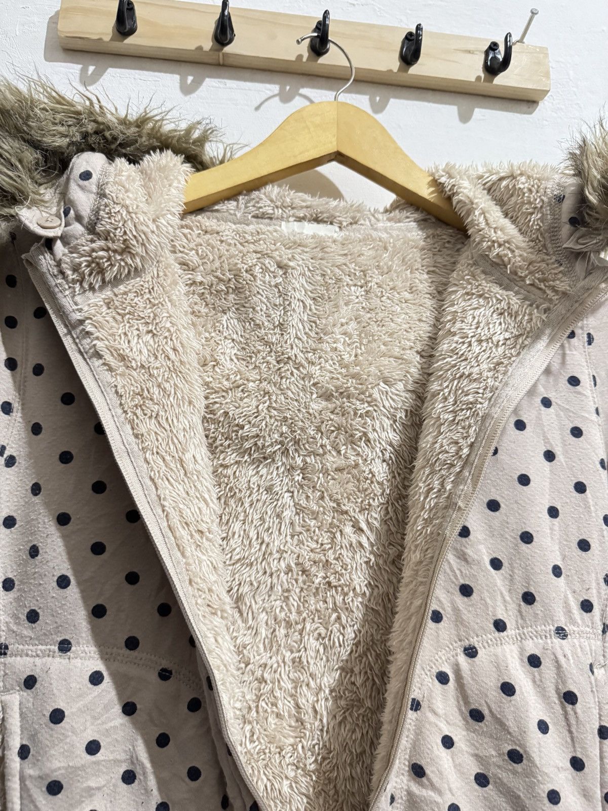 Japanese Brand Y2k GU polkadot ifsixwasnine style fur hoodie Size US S / EU 44-46 / 1 - 5 Thumbnail