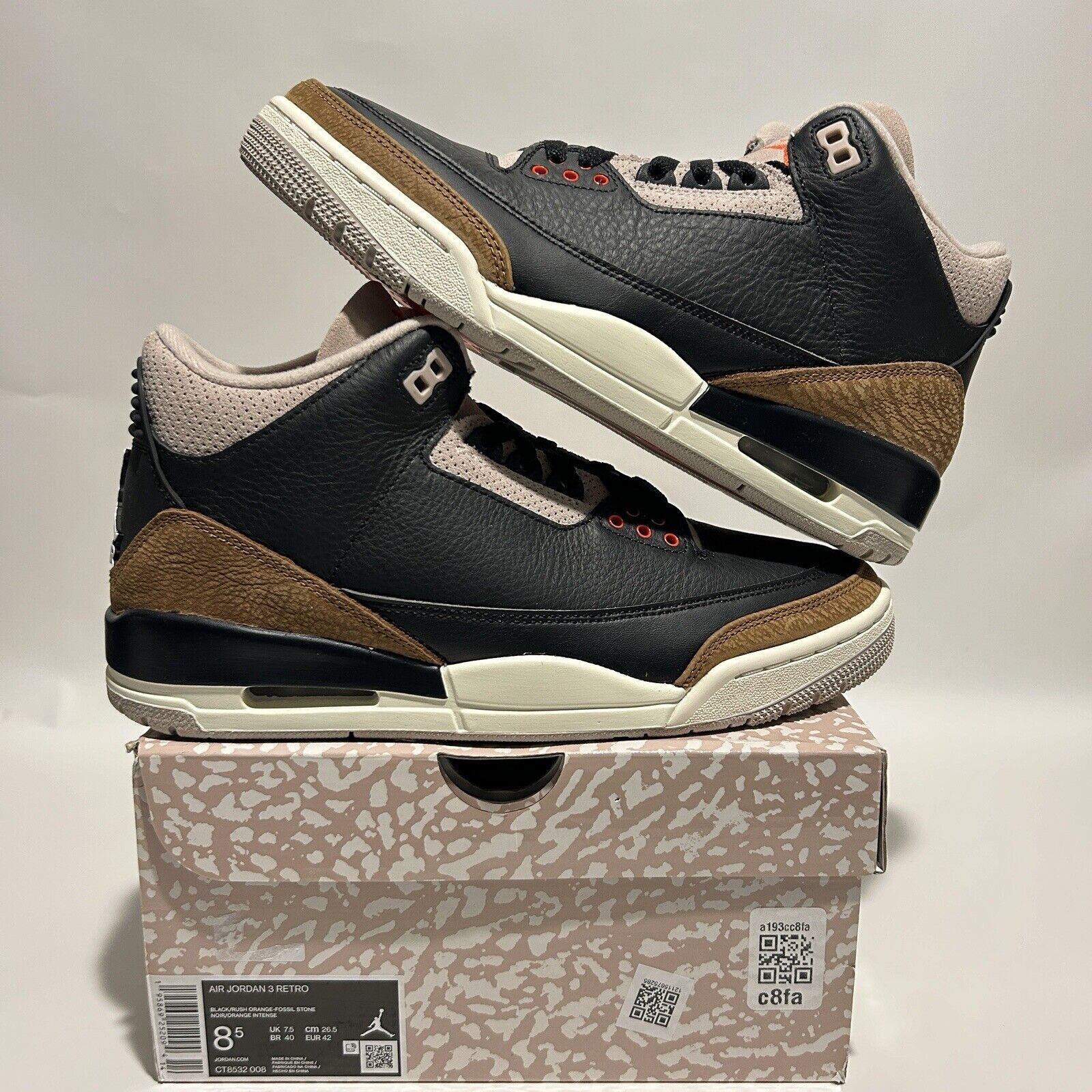 Nike Nike Air Jordan 3 Retro “Desert Elephant/Black Orange" 2024 Size US 8.5 / EU 41-42 - 1 Thumbnail