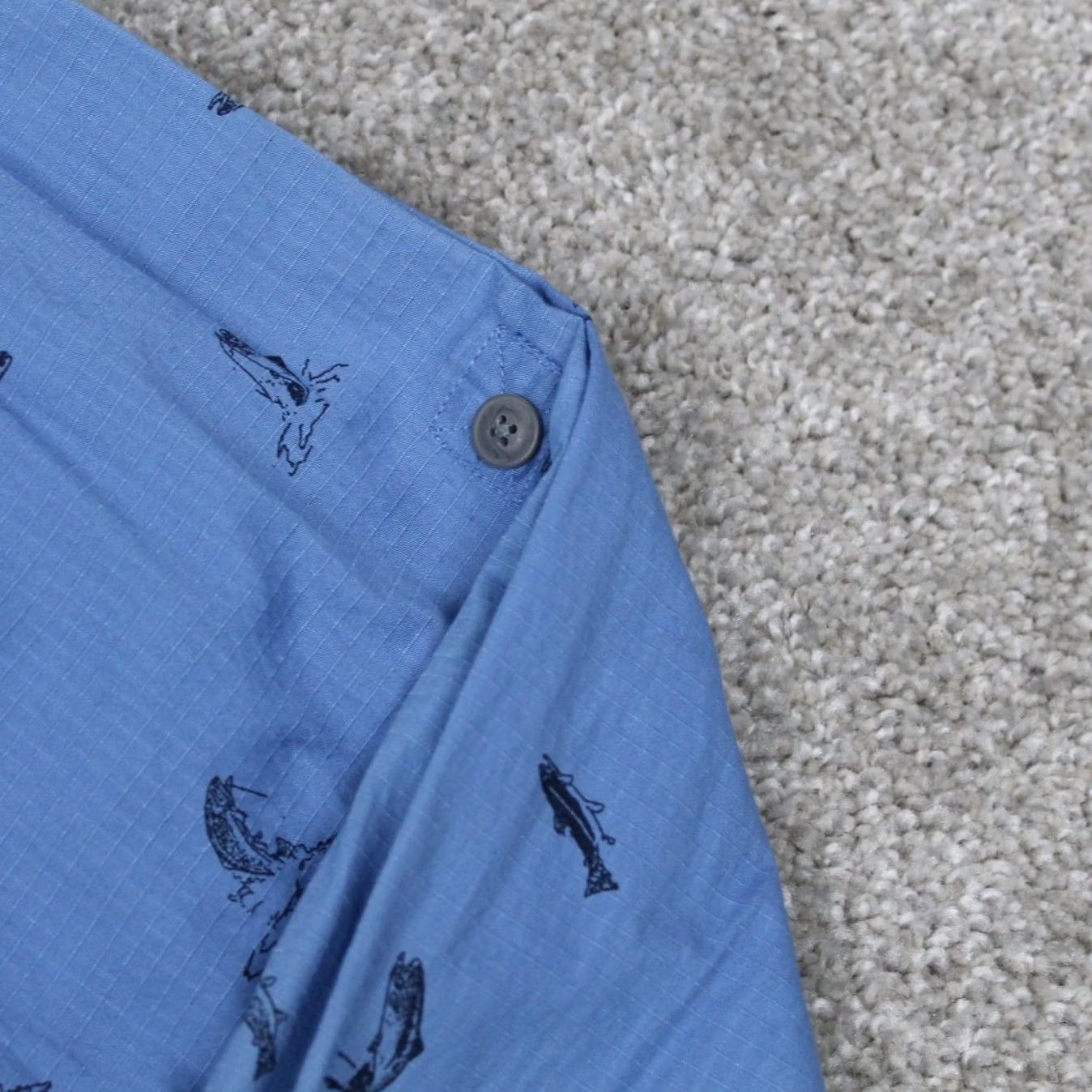 Croft & Barrow Croft & Barrow Quick-Dry AOP Shirt Mens XL Blue Fish Print L/S Button-Up Size US XL / EU 56 / 4 - 4 Thumbnail