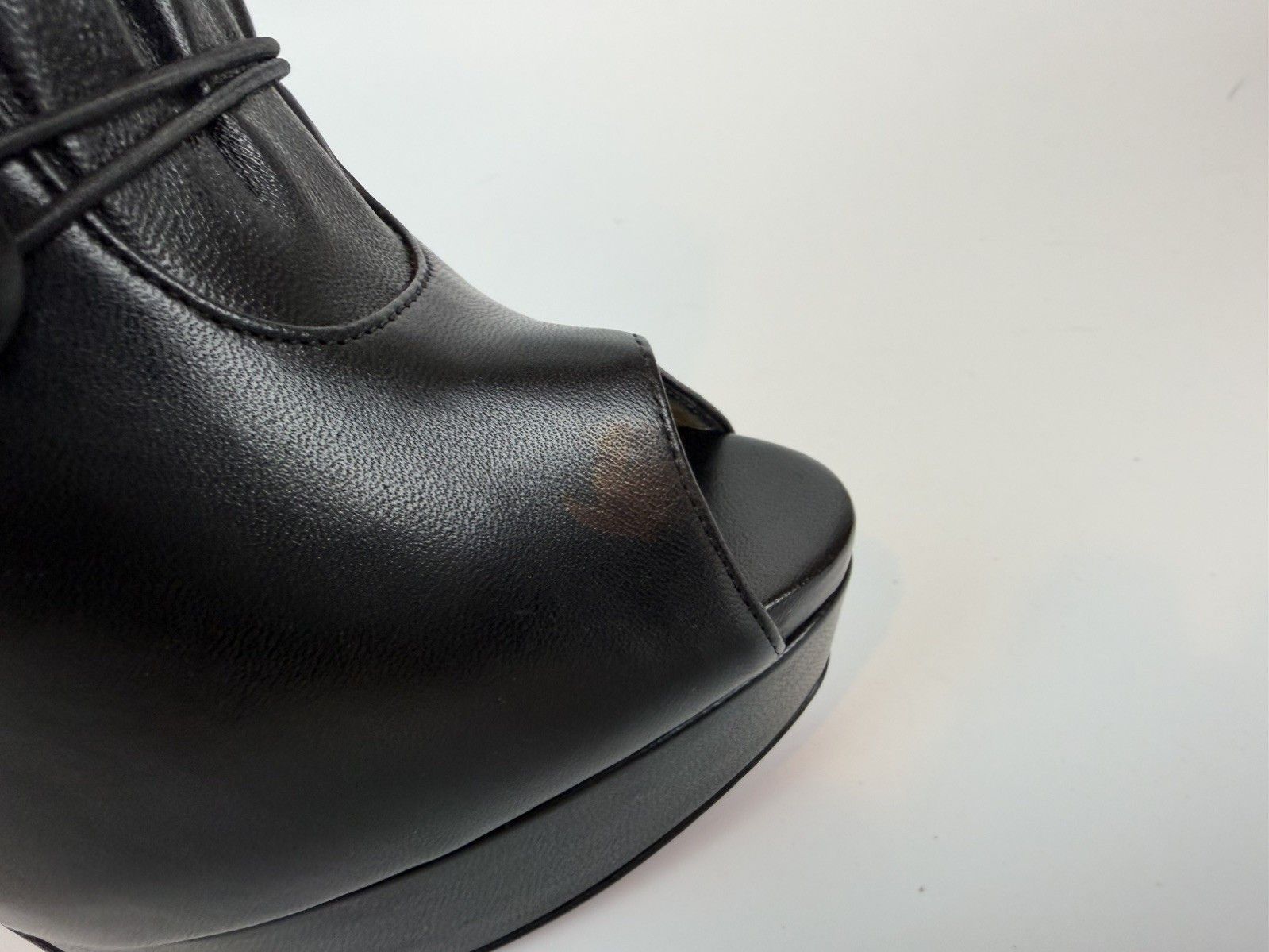 Christian Louboutin Christian Louboutin Lady Booton 150 Nappa Shiny in black Size US 7 / IT 37 - 9 Thumbnail