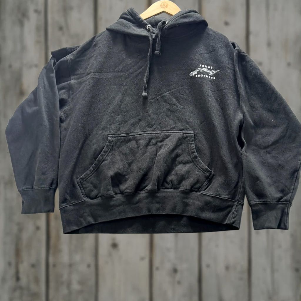 Vintage Jonas Brothers Hoodie Mens Large Black The Album Fleece Sweatshirt Pullover Size US L / EU 52-54 / 3 - 1 Thumbnail