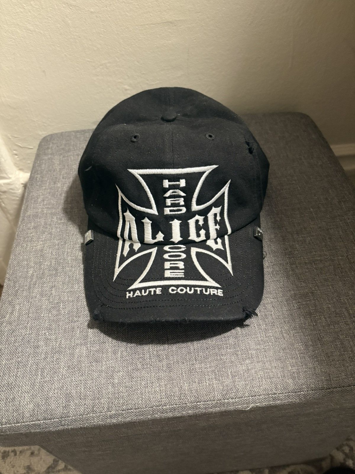 Alice Hollywood Clothing: Curated Shirts, Jeans, Shoes