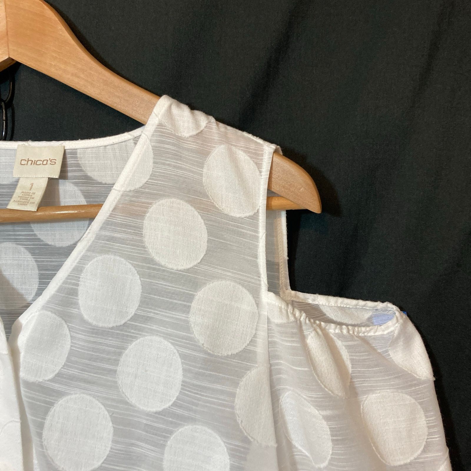 Chicos Chicos Sheer White Polka Dot Button Cold Shoulder Blouse Top Size M / US 6-8 / IT 42-44 - 3 Thumbnail