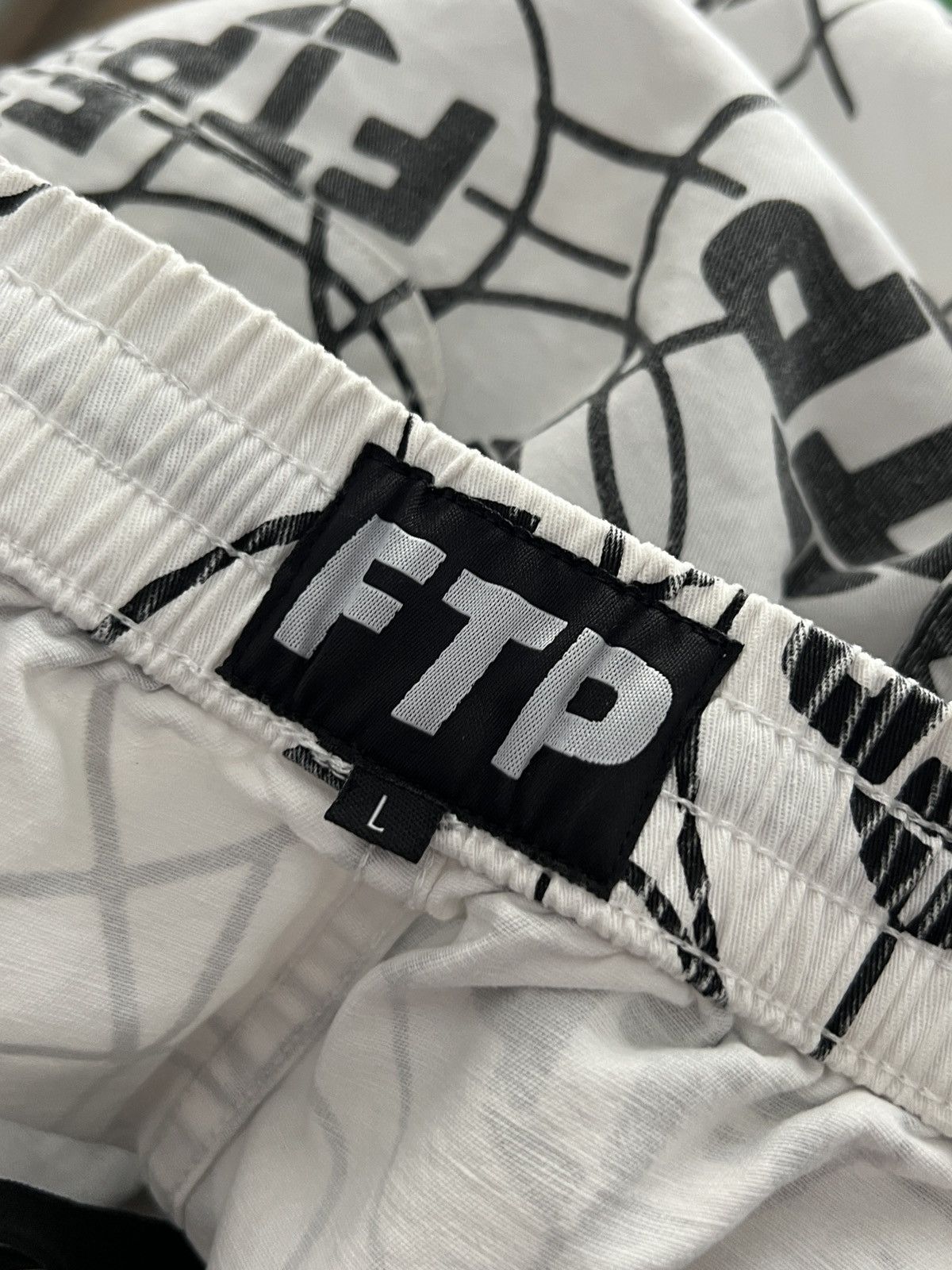 Fuck The Population FTP (Fuck The Population) - Logo shorts Size US 32 / EU 48 - 4 Thumbnail