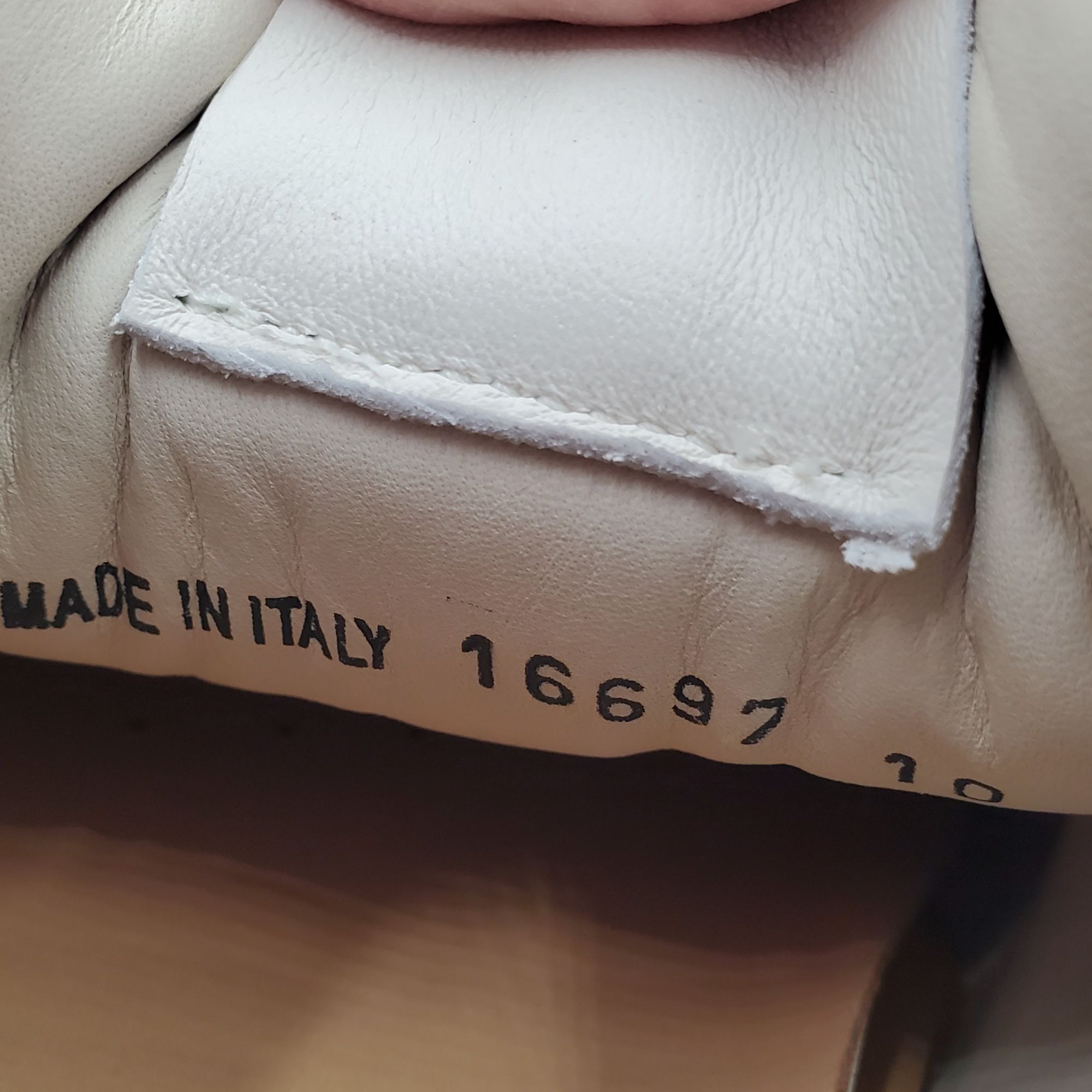 Zelli Zelli Roxi Mens size 10 Taupe White Italian Suede Calfskin Size US 10 / EU 43 - 6 Thumbnail