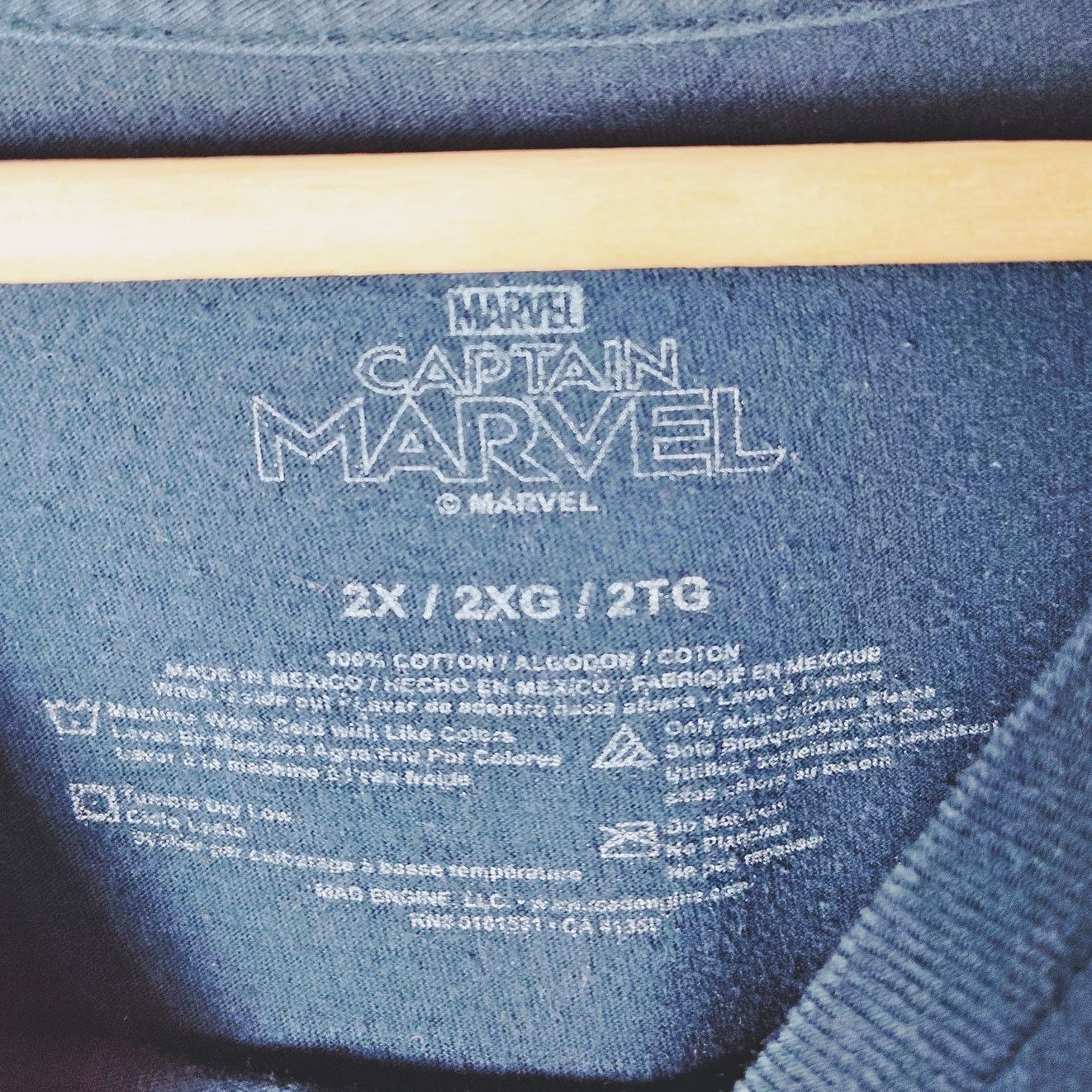 Disney Disney Captain Marvel Logo Tee Navy 2XL & Keychain Size US XXL / EU 58 / 5 - 3 Thumbnail