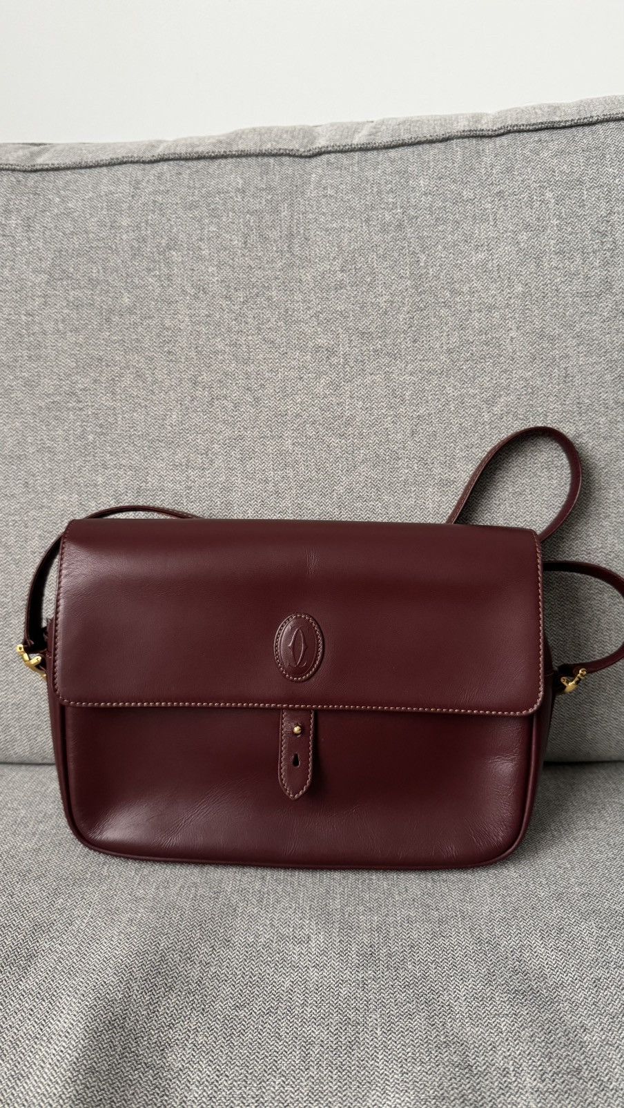 Cartier Cartier Must de Cartier Burgundy Leather Shoulder Bag Size ONE SIZE - 3 Thumbnail