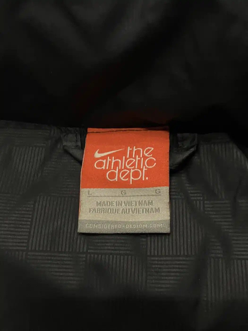 Nike Vintage Y2k Nike Nylon Drill Puffer Down Jacket Size US M / EU 48-50 / 2 - 12 Thumbnail