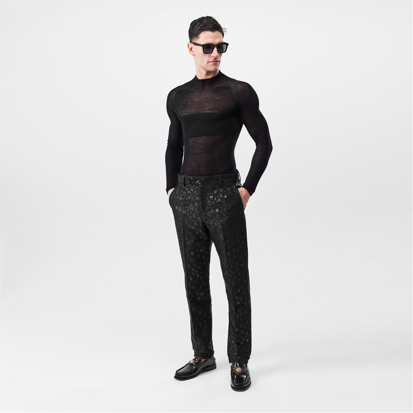 Versace o1g2r1mq0526 Virgin Wool Jumper in Black Size US L / EU 52-54 / 3 - 6 Thumbnail