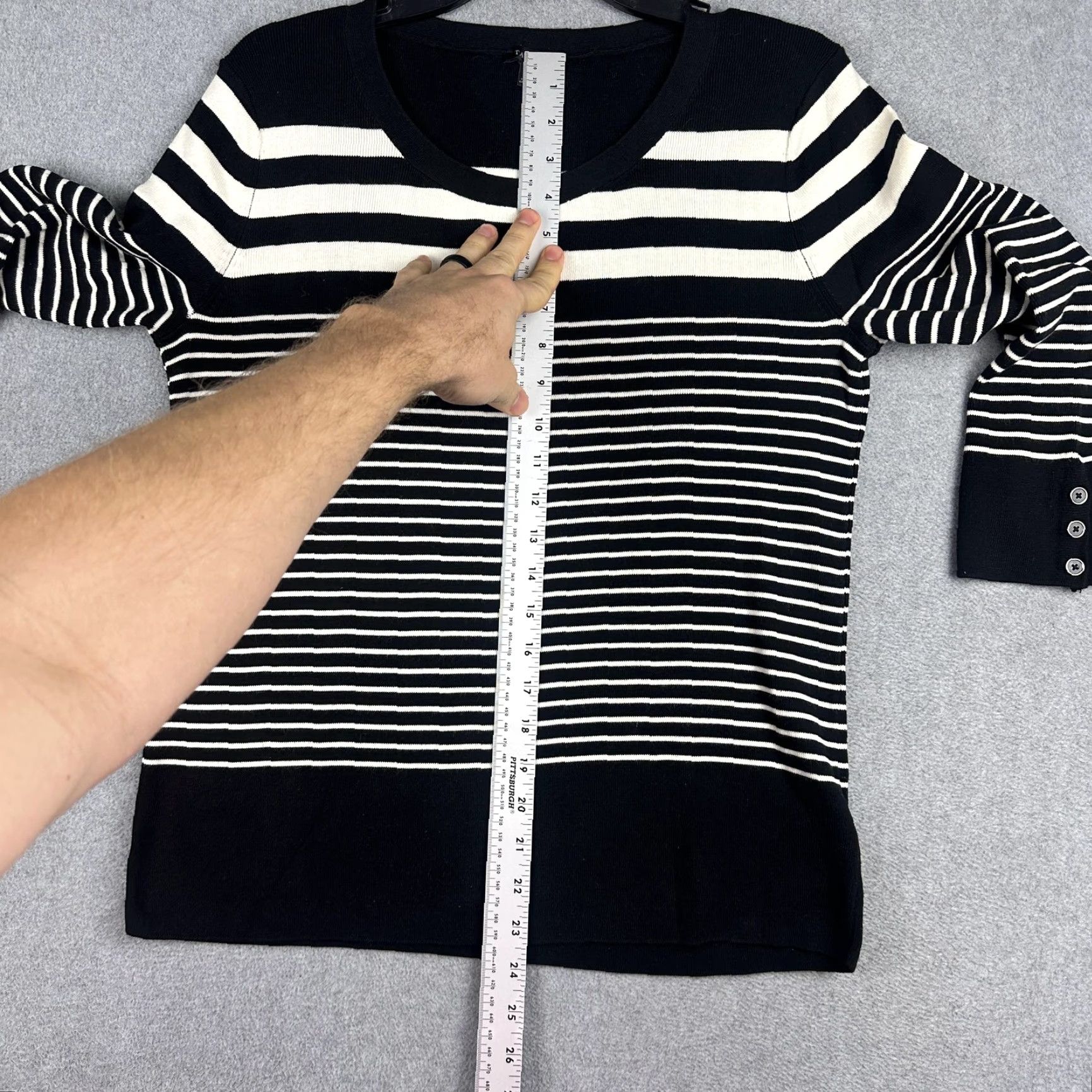 Talbots Talbots Sweater Womens Medium Blue Striped 3/4 Sleeve Button Cuff Knit Pullover Size M / US 6-8 / IT 42-44 - 4 Thumbnail