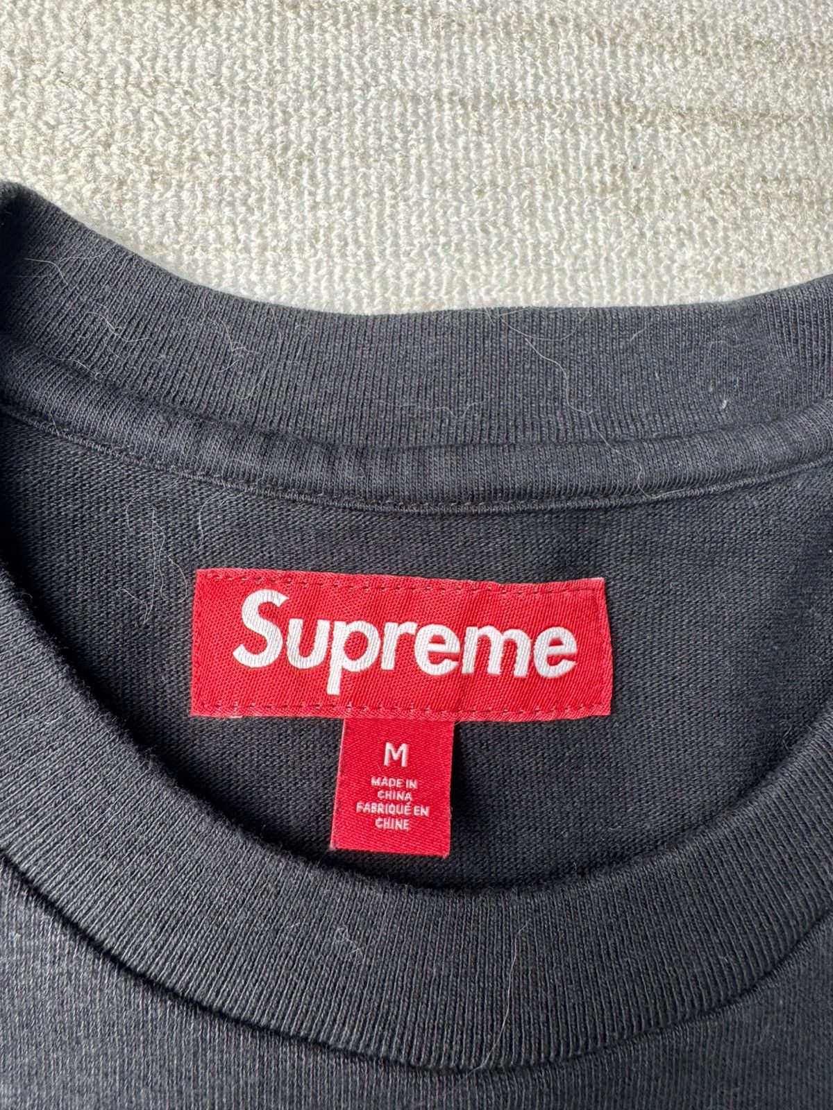 Supreme Old english tee Size US M / EU 48-50 / 2 - 4 Thumbnail