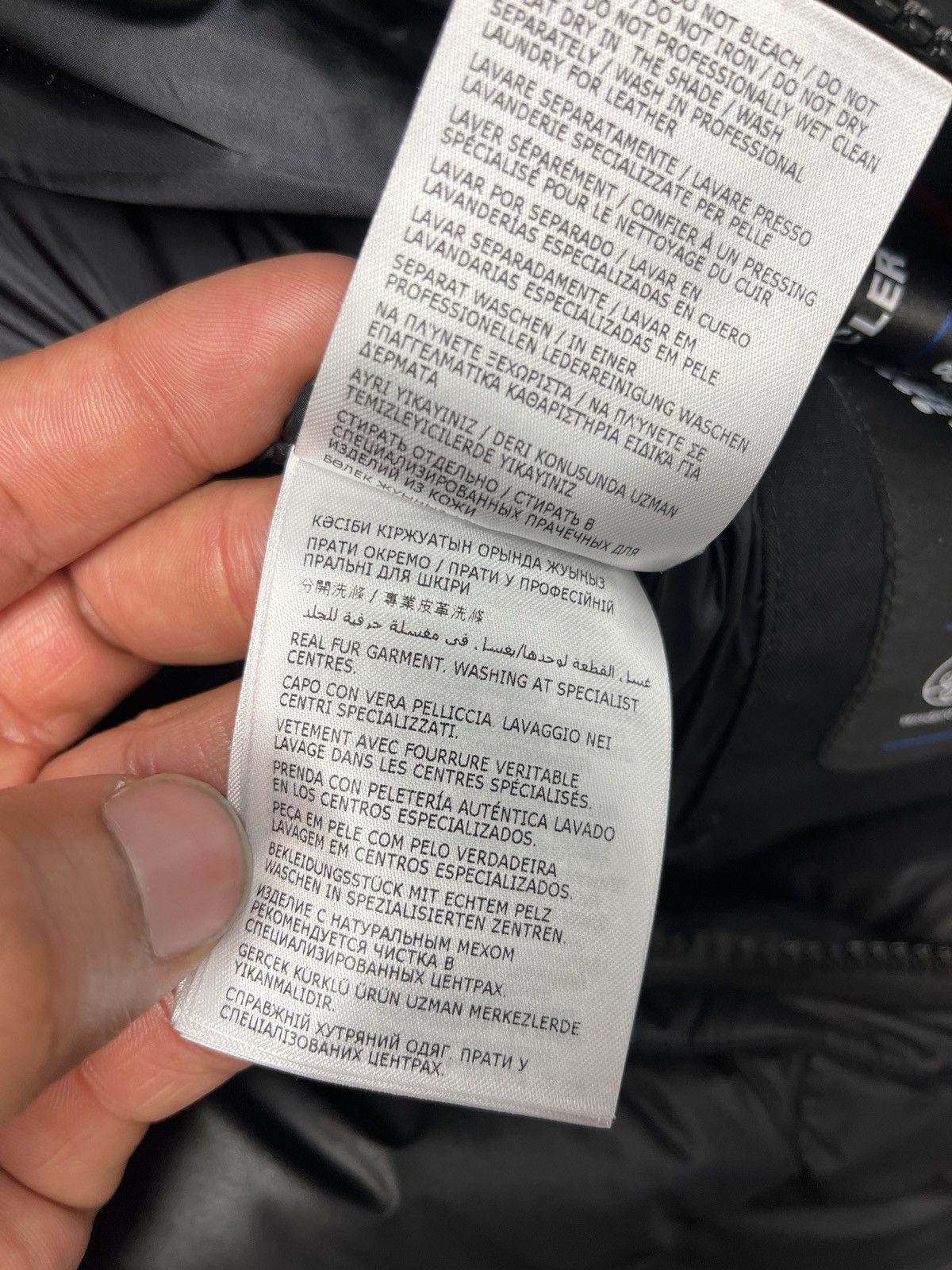Moncler Moncler giubutto Jacket Size US S / EU 44-46 / 1 - 20 Thumbnail