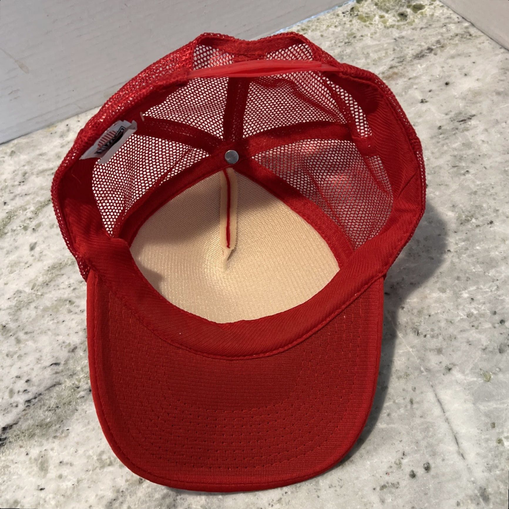 Vintage VINTAGE Nissun Hawaiian Snapback Hat Adjustable Red Surfer Girl Casual Mens Size ONE SIZE - 6 Thumbnail