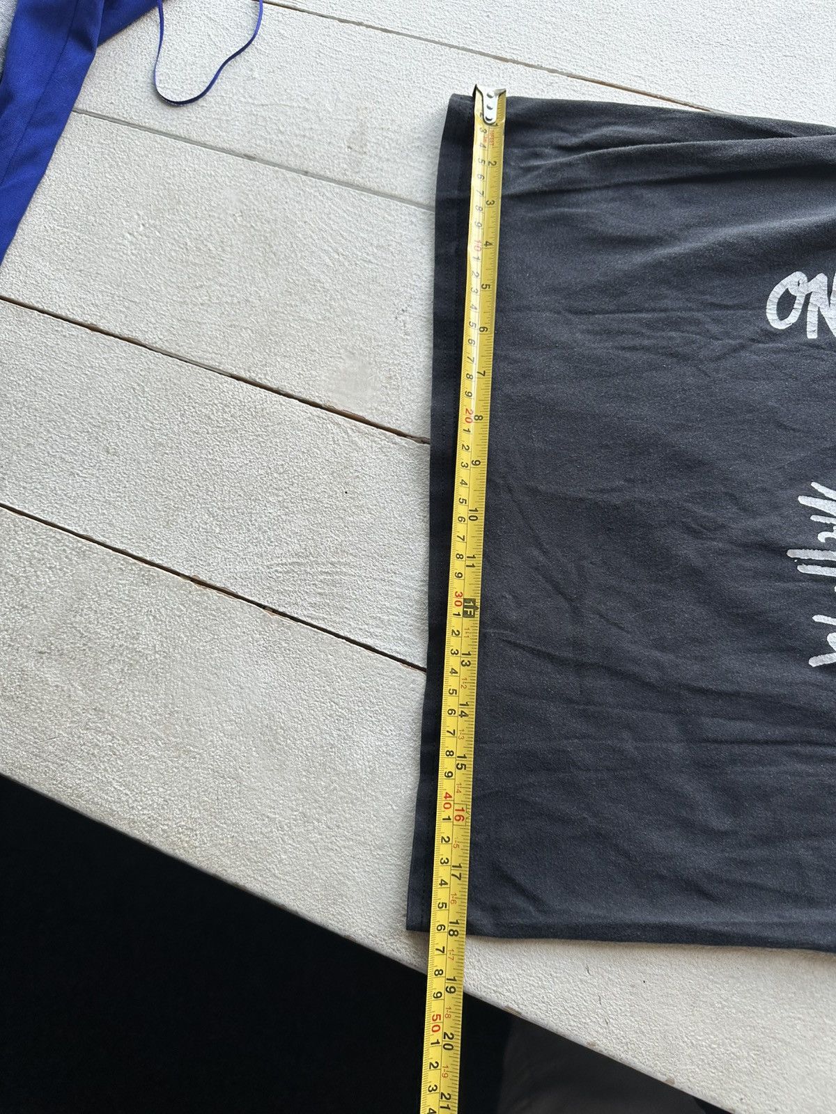 Band Tees 🚨 ONE DIRECTION Tee band big logo ON THE ROAD AGAIN TOUR Size US M / EU 48-50 / 2 - 13 Thumbnail