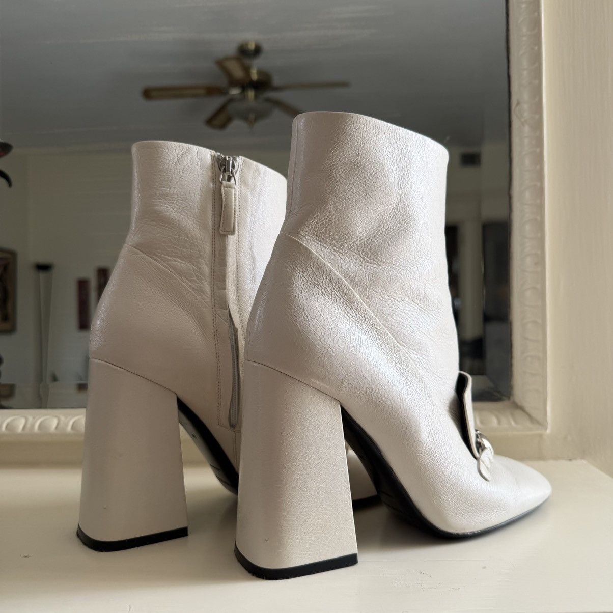 Burberry Burberry Leather Ankle Boots Size US 7.5 / IT 37.5 - 6 Thumbnail