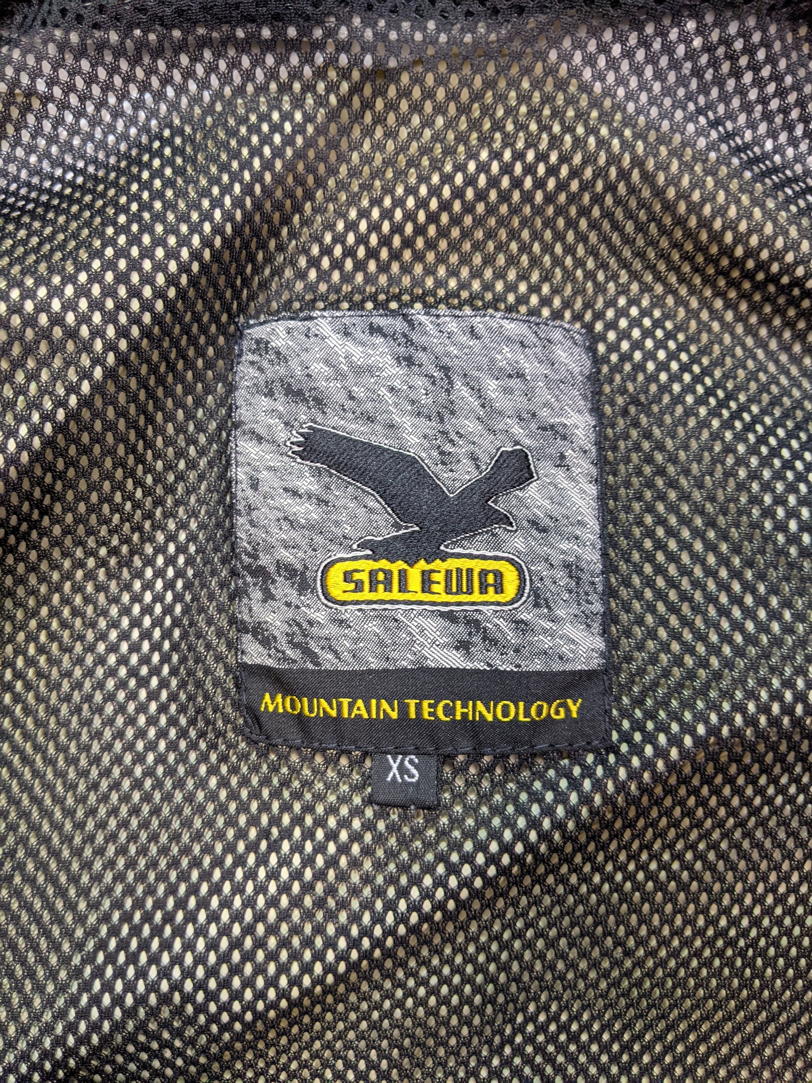 Goretex × SALEWA SALEWA Lightweight Gore-Tex Jacket Size XS Waterproof Size US XS / EU 42 / 0 - 8 Thumbnail