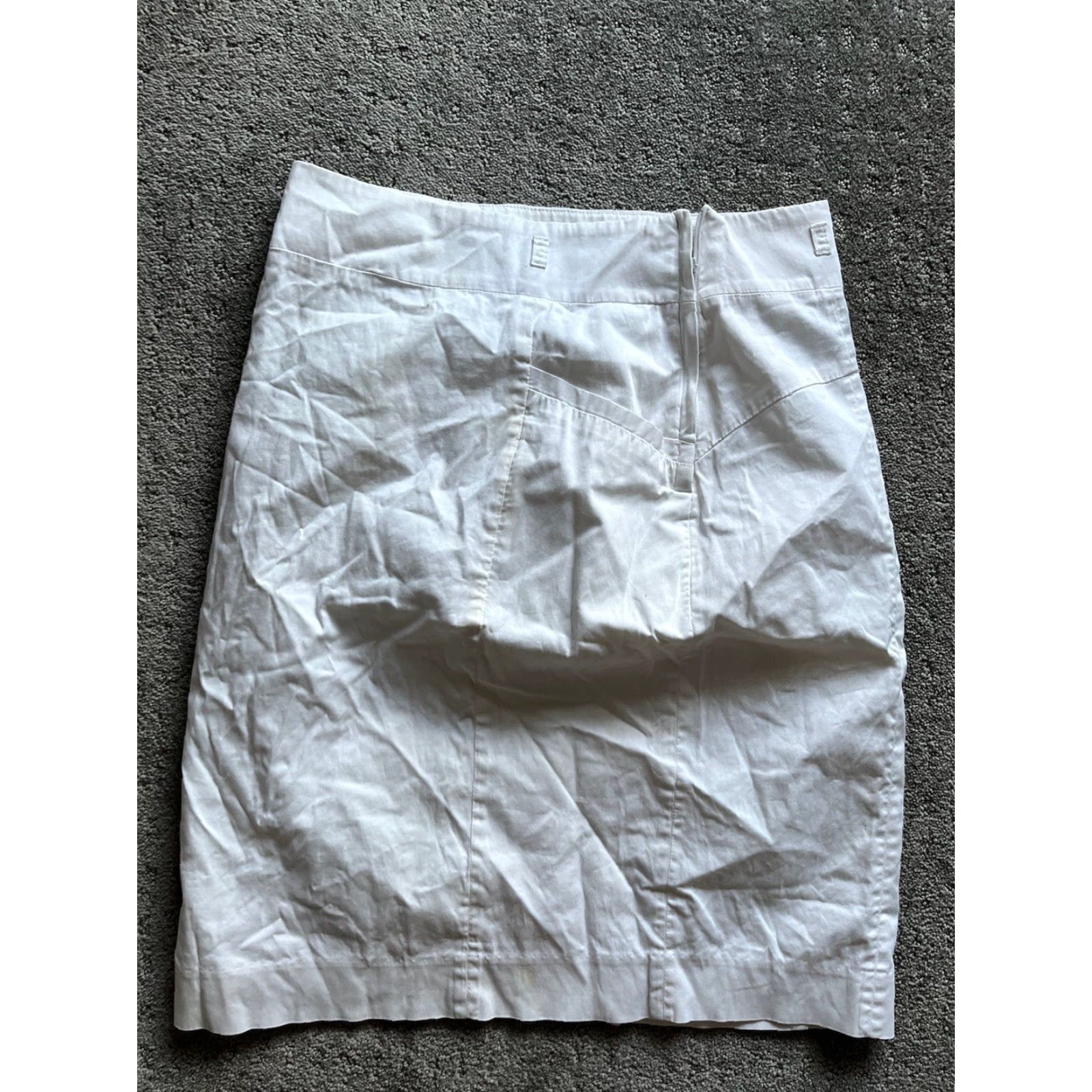 H&M H&M Skirt Women Size 8 White 15.5" L Knee Length Zipper High Rise Knit Polyester Viscose Pencil Straight & Narrow Vintage: No Size 30" / US 8 / IT 44 - 2 Thumbnail