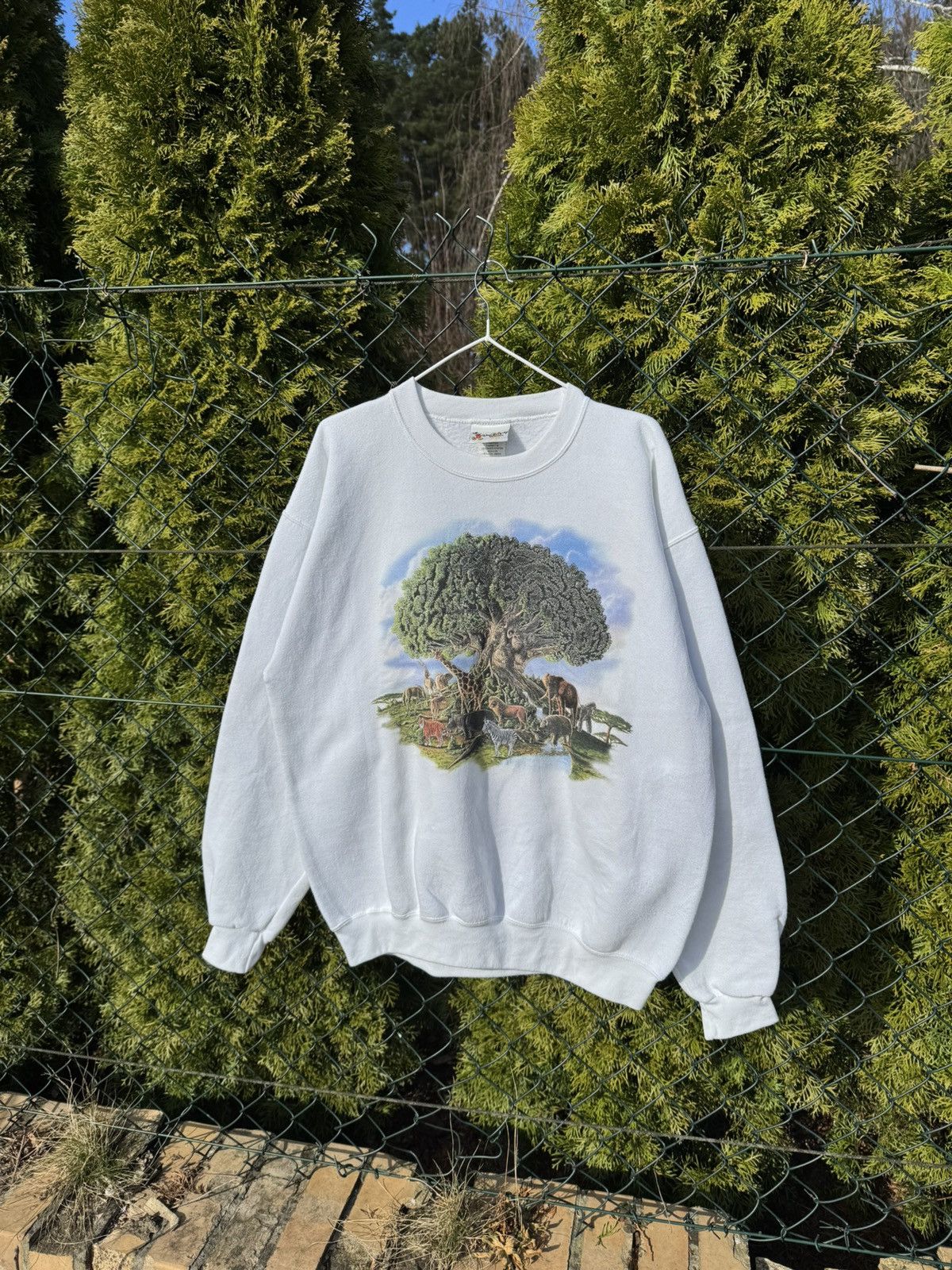Vintage Vintage 90s Walt Disney "Animal Kingdom" Crewneck Sweatshirt Size US M / EU 48-50 / 2 - 2 Thumbnail