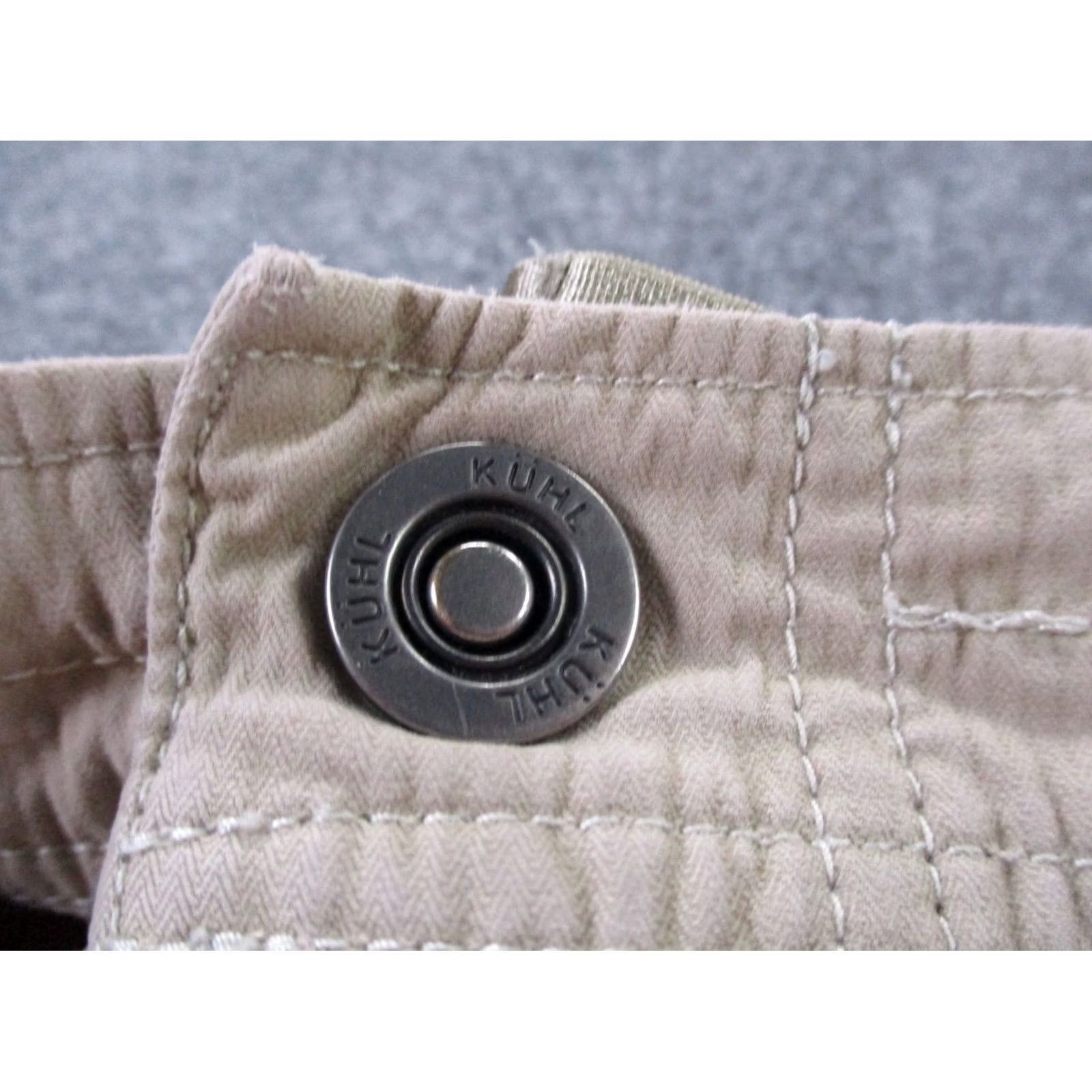 Vintage Kuhl Pants Women 12 Beige Nylon Outdoors Rock Climbing Hiking Work Stretch Pants Beige Nylon Outdoors Rock Climbing Hiking 12 Women Size 24" / US 00 / IT 34 - 7 Thumbnail