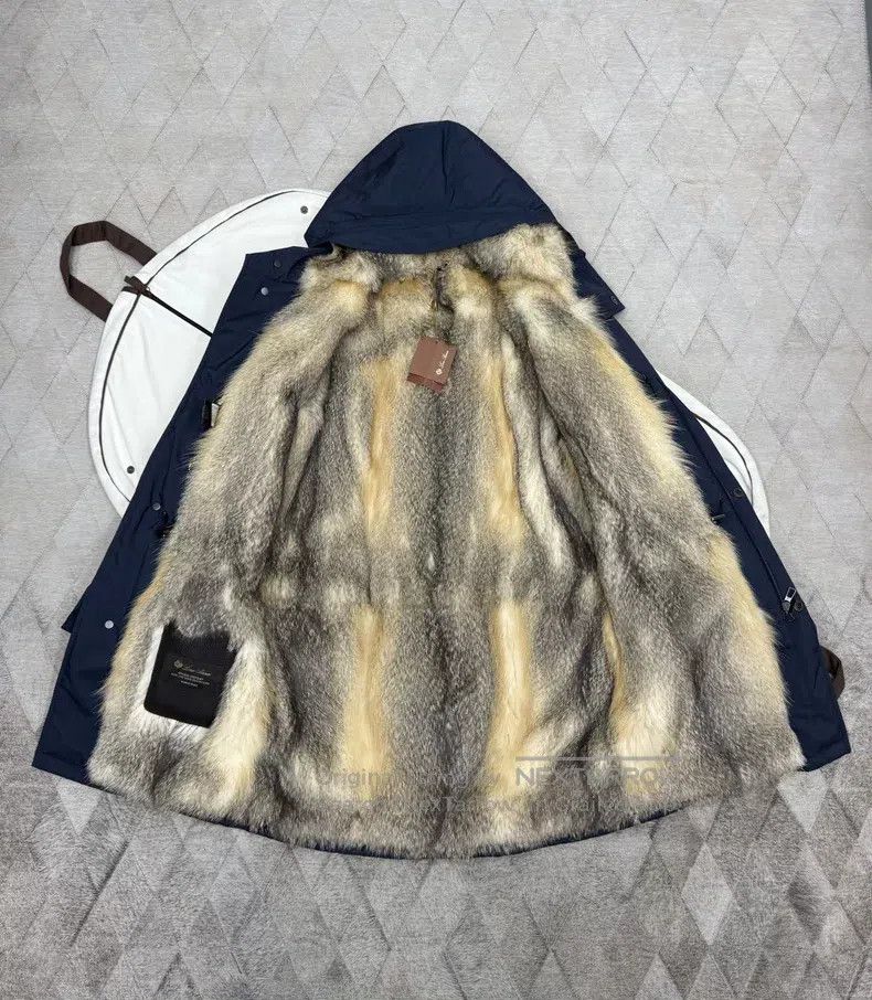 Loro Piana Loro Piana Arctic Silver Fox Fur Coat, Outer Shell Waterpr Size US M / EU 48-50 / 2 - 4 Thumbnail