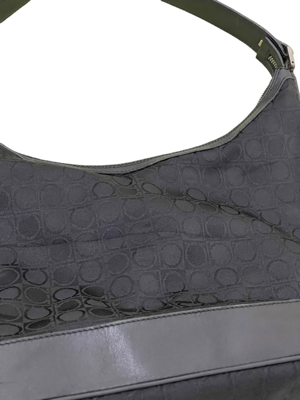 Other Shoulder Bag Salvatore Ferragamo Italy Leather 2🟩 Size ONE SIZE - 8 Thumbnail