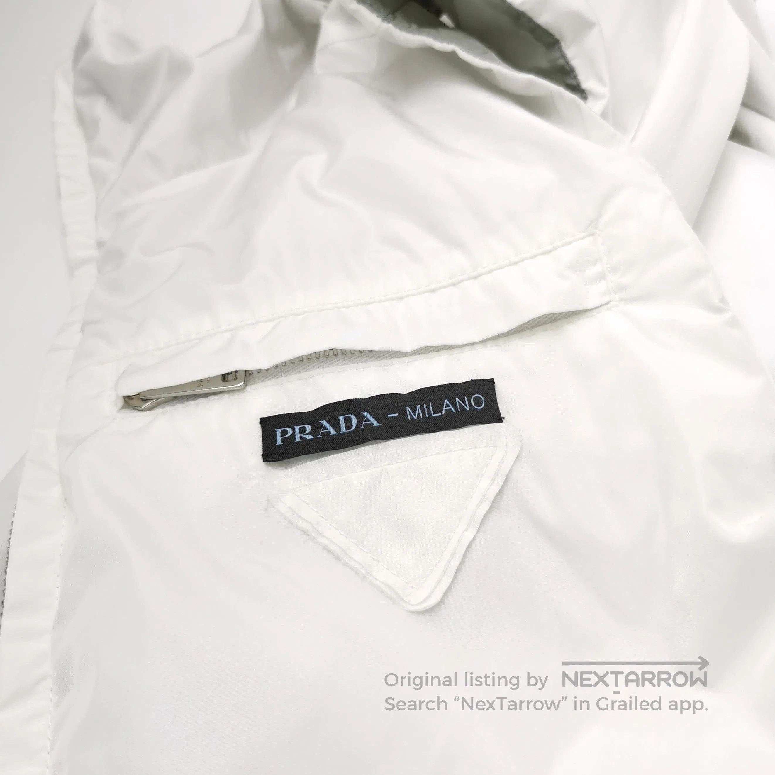Prada Prada Logo Zip Collar Vest in White . Size S / US 4 / IT 40 - 3 Thumbnail