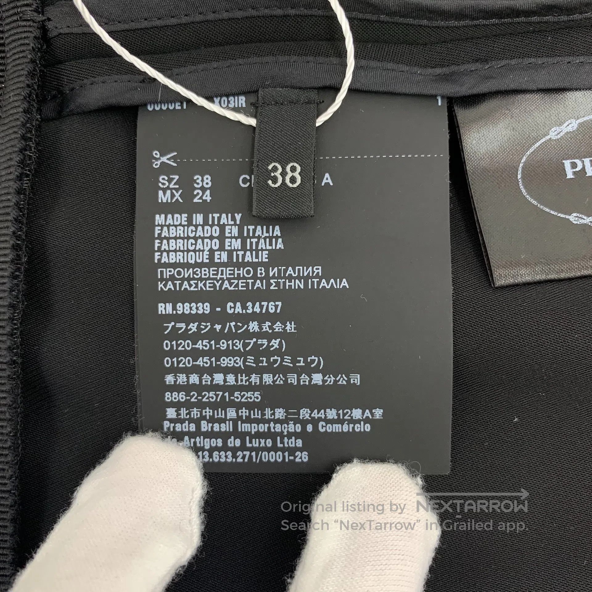 Prada Prada Black Triangle Logo Pleated Collar Semi-Zip Short Sl Size XS / US 0-2 / IT 36-38 - 8 Thumbnail