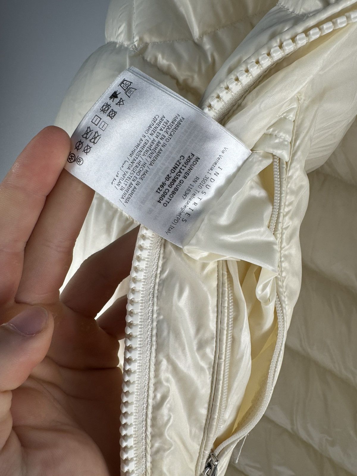 Moncler Mounier Puffer Coat Size US L / EU 52-54 / 3 - 10 Thumbnail
