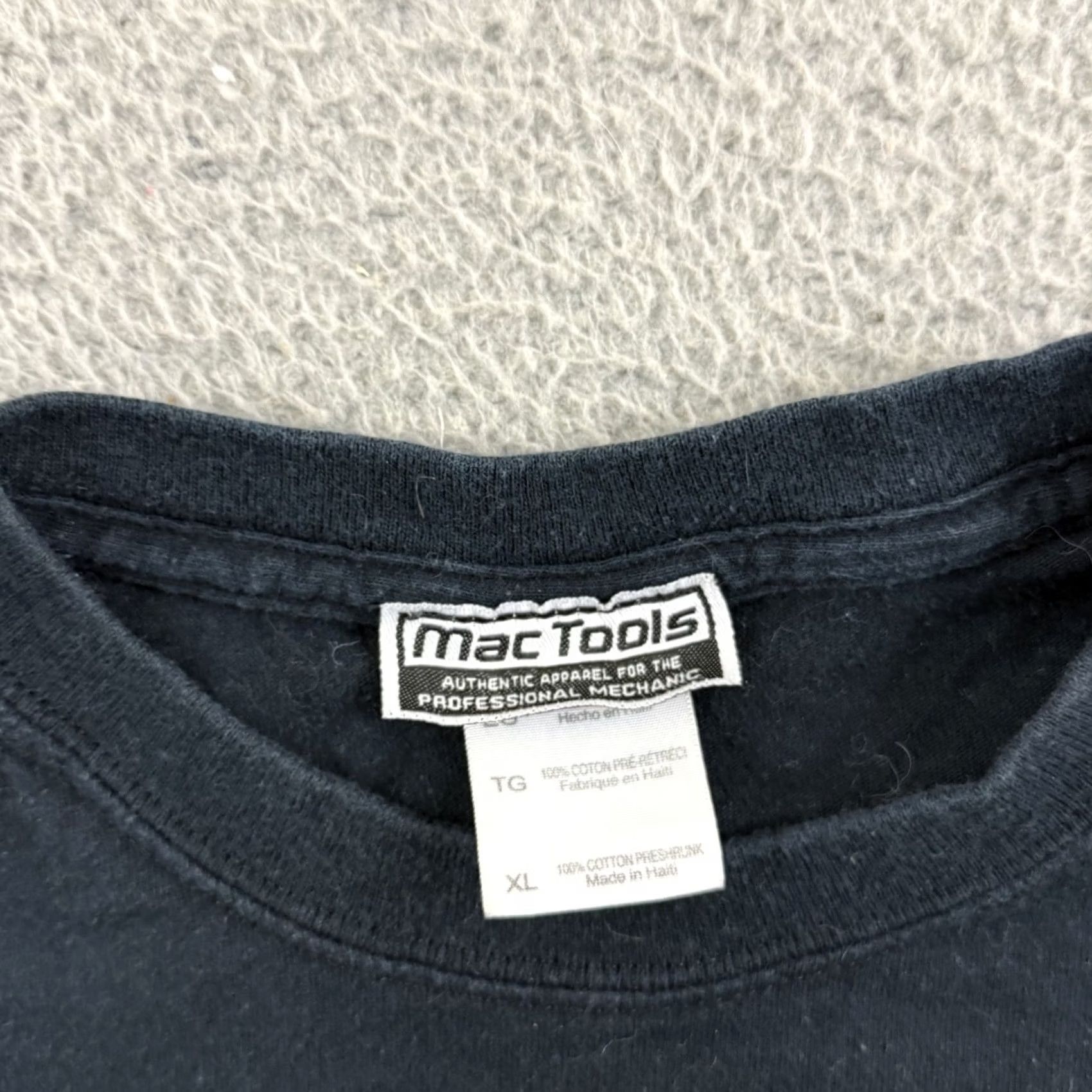 Vintage VINTAGE Mac Tools Shirt Mens XL Black Short Sleeve Snake Workwear Grunge Y2K 80s 90s Metal Punk Rock Logo Graphic Print Size US XL / EU 56 / 4 - 6 Thumbnail