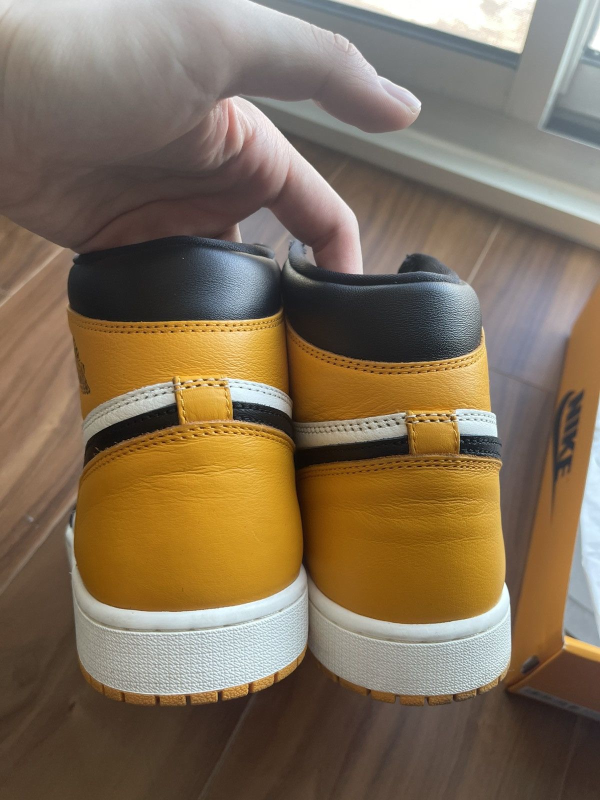 Jordan Brand Jordan 1 Hi OG Taxi Toe Size US 12 Very New Size US 12 / EU 45 - 8 Thumbnail