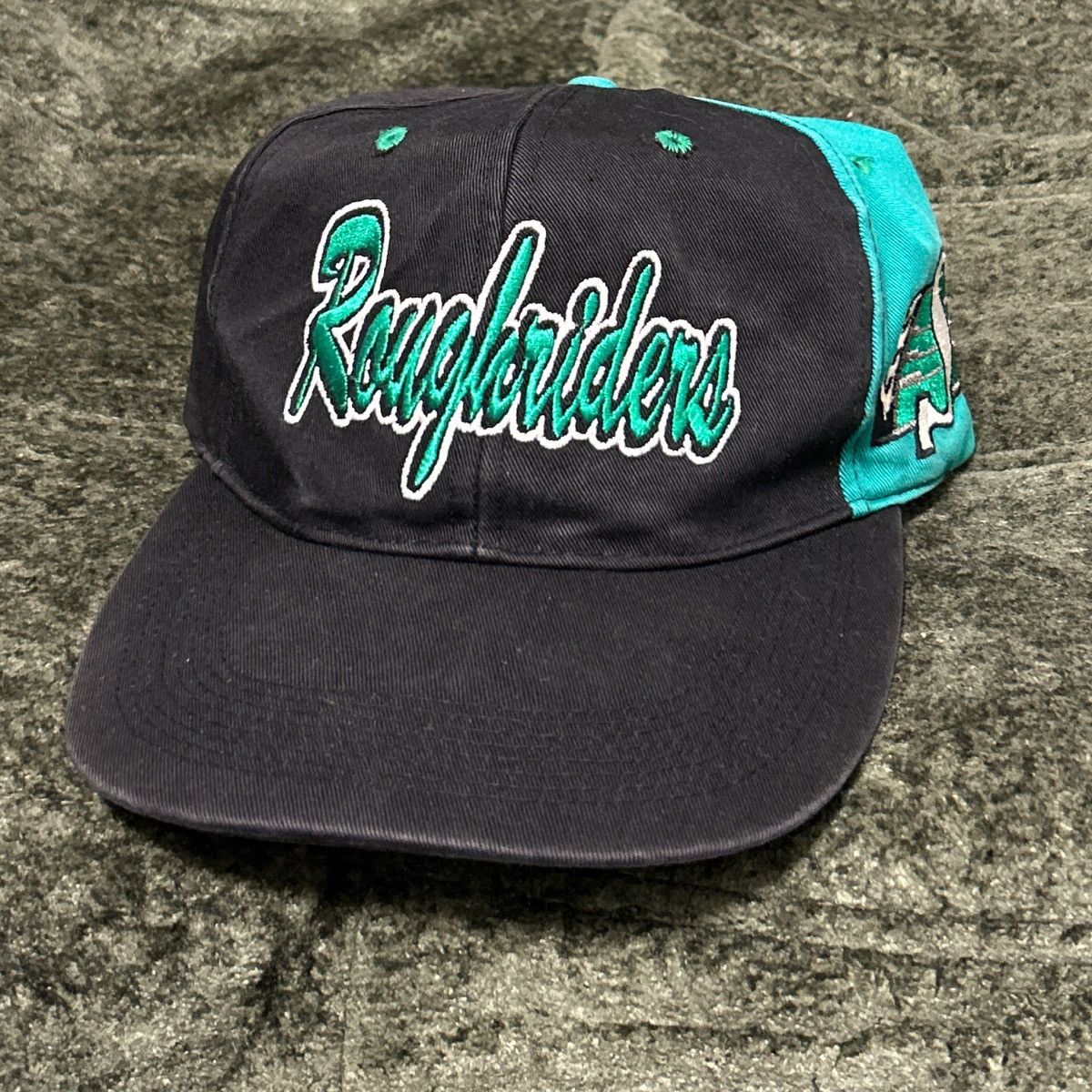 Other Vintage 90’s Saskatchewan Roughriders hat Size ONE SIZE - 1 Thumbnail