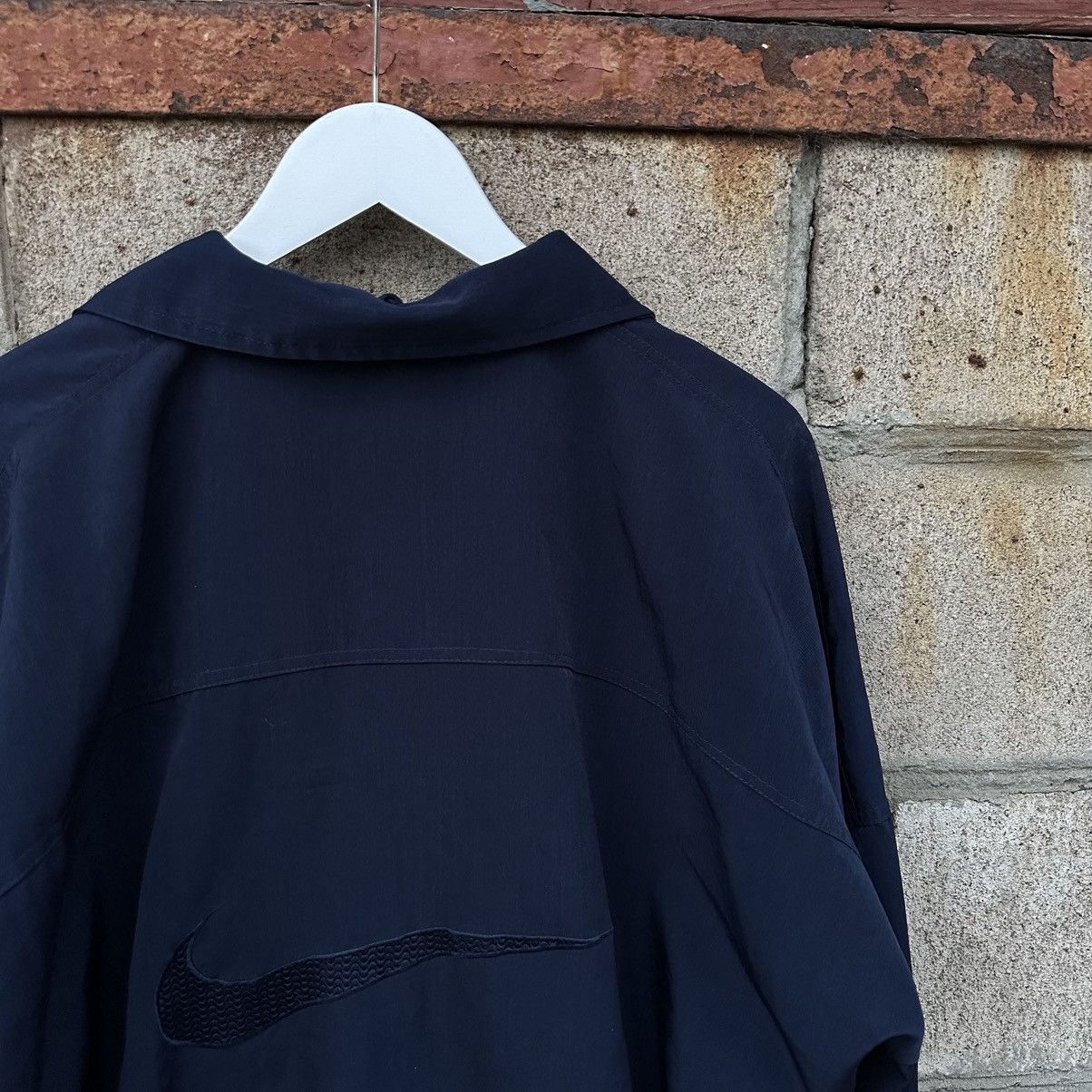 Nike Vintage Nike Zip Jacket Size L Dark Blue 00s USA Size US L / EU 52-54 / 3 - 5 Thumbnail