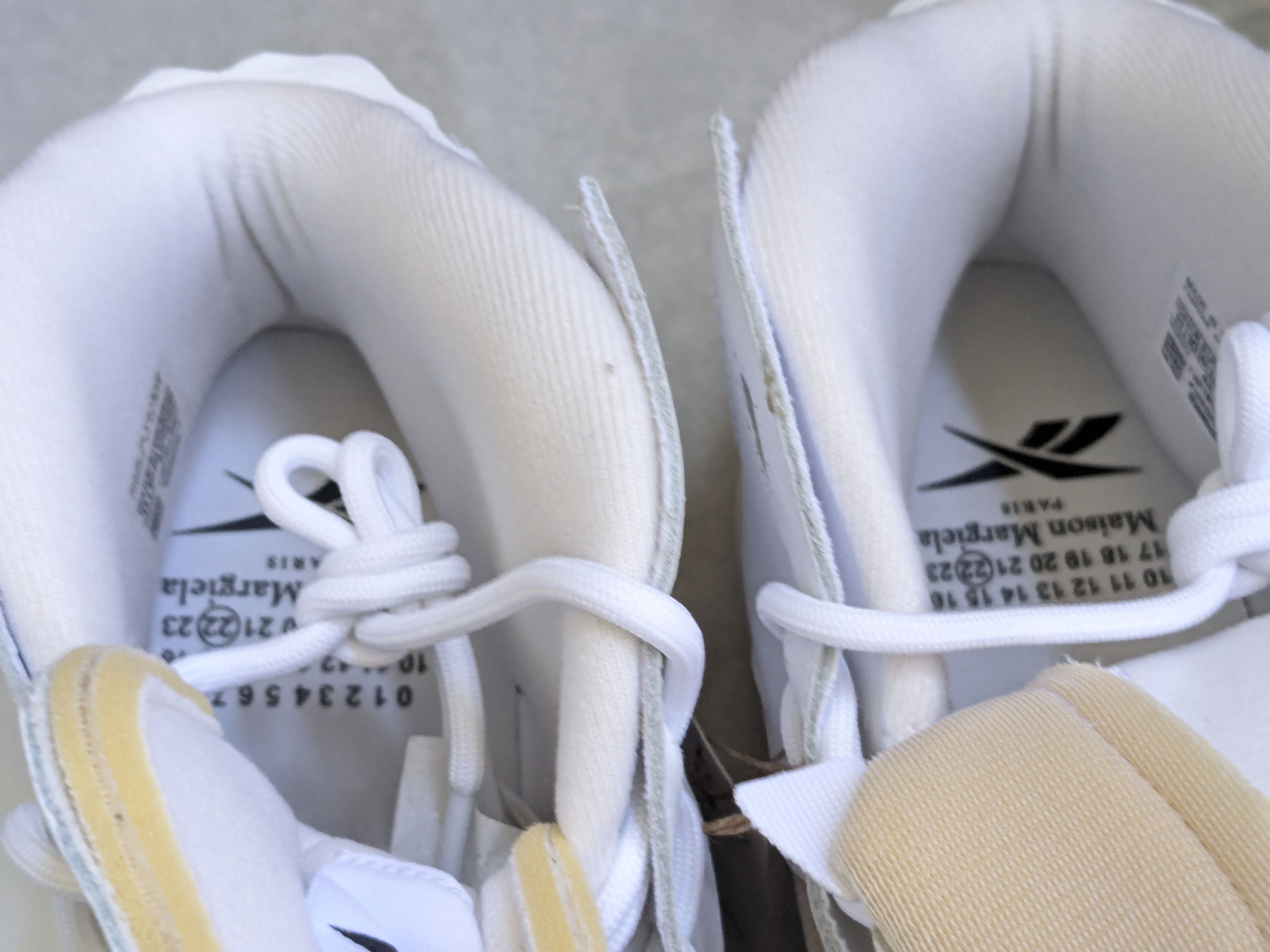 Maison Margiela Maison Margiela Reebok Question White 11 Hi Leather Size US 11 / EU 44 - 8 Thumbnail