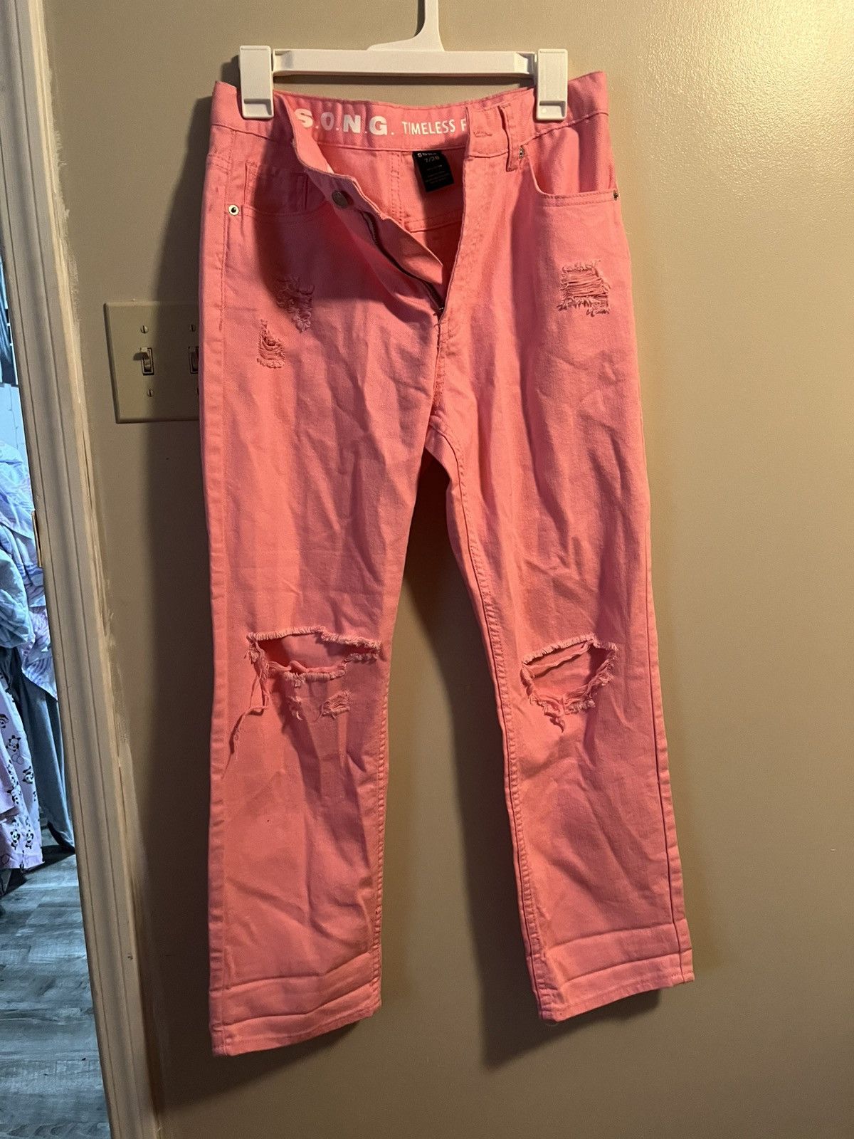 Other S.O.N.G Timeless Fit Size 7/28 Pink Ripped Jeans Size 28" / US 6 / IT 42 - 1 Thumbnail