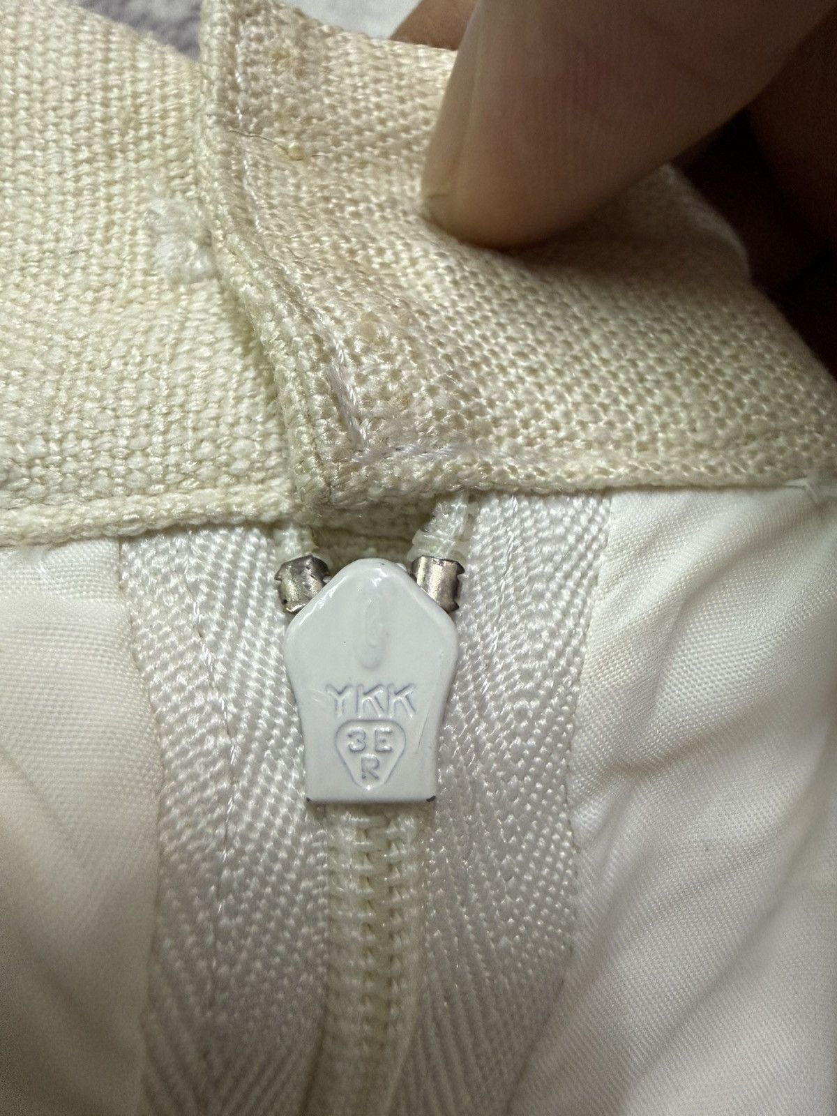 Thierry Mugler Vintage Thierry Mugler Linen Blend Cream Pencil Skirt Size 24" / US 00 / IT 34 - 11 Thumbnail