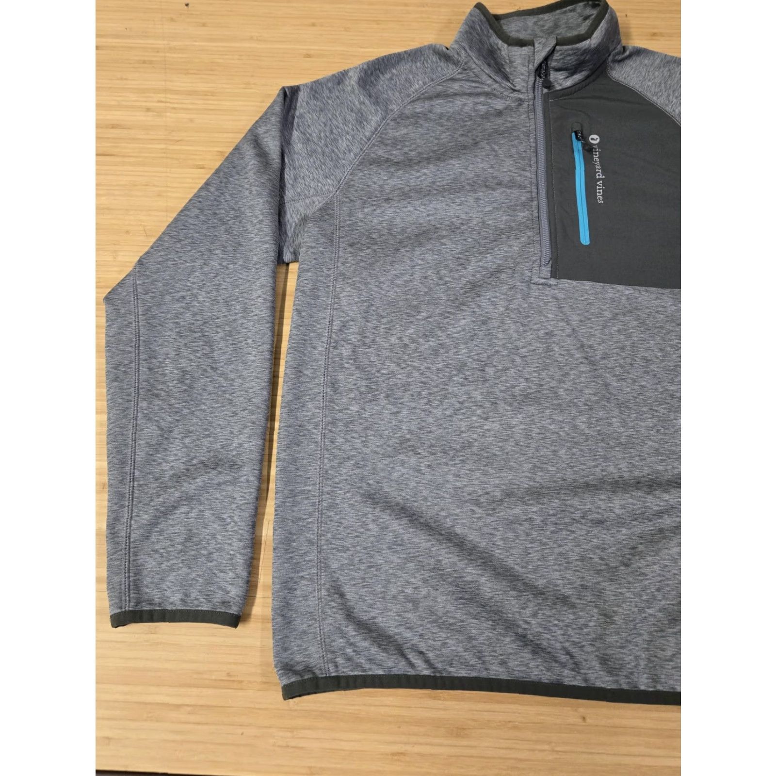 Vineyard Vines Vineyard Vines Pullover Mens M Heather Gray 1/4 Zip Chest Pocket Mock Neck Fleece Zip Pocket Size US M / EU 48-50 / 2 - 3 Thumbnail
