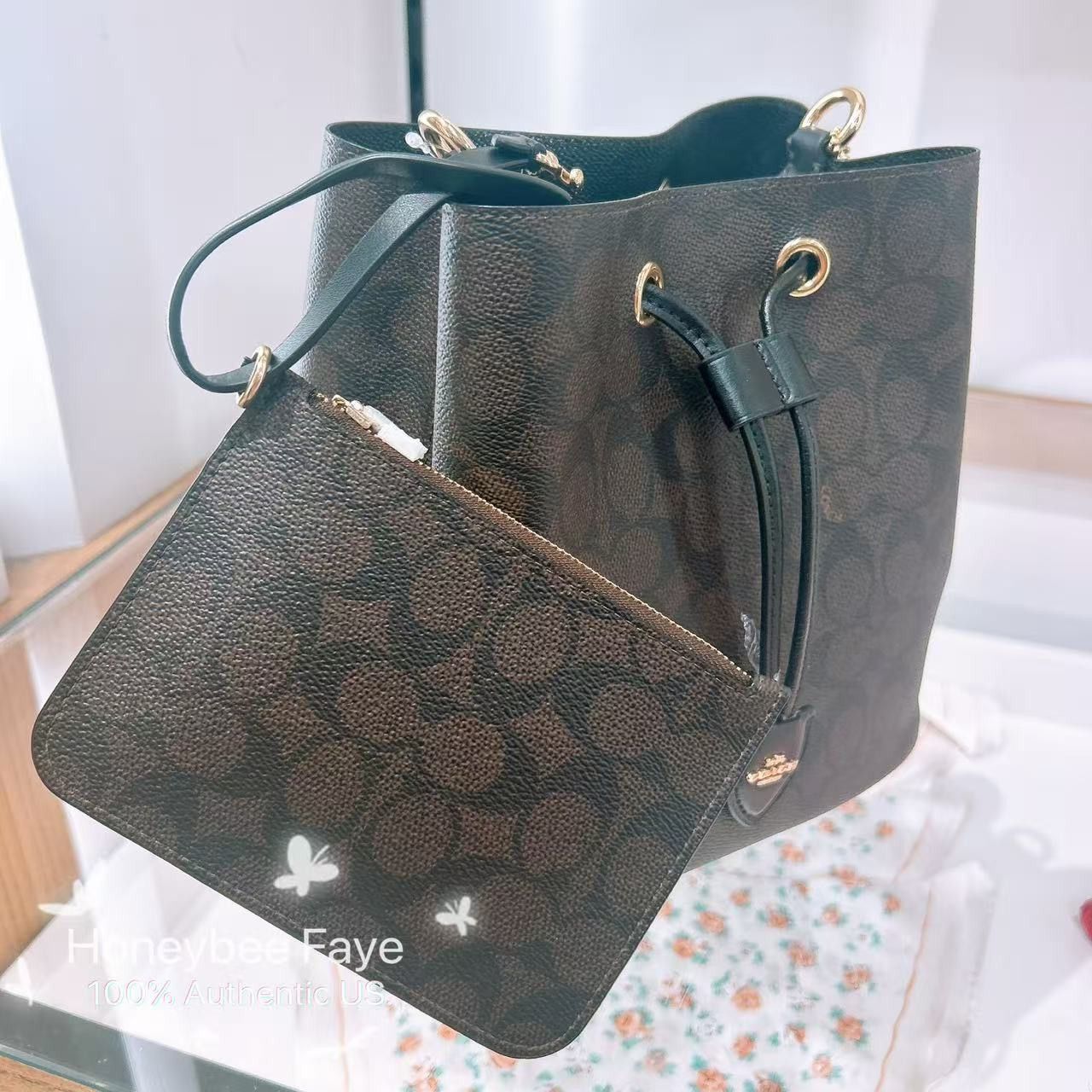 Coach NWT Coach Rowan Bucket Bag In Signature Canvas CBH07 Size ONE SIZE - 7 Thumbnail