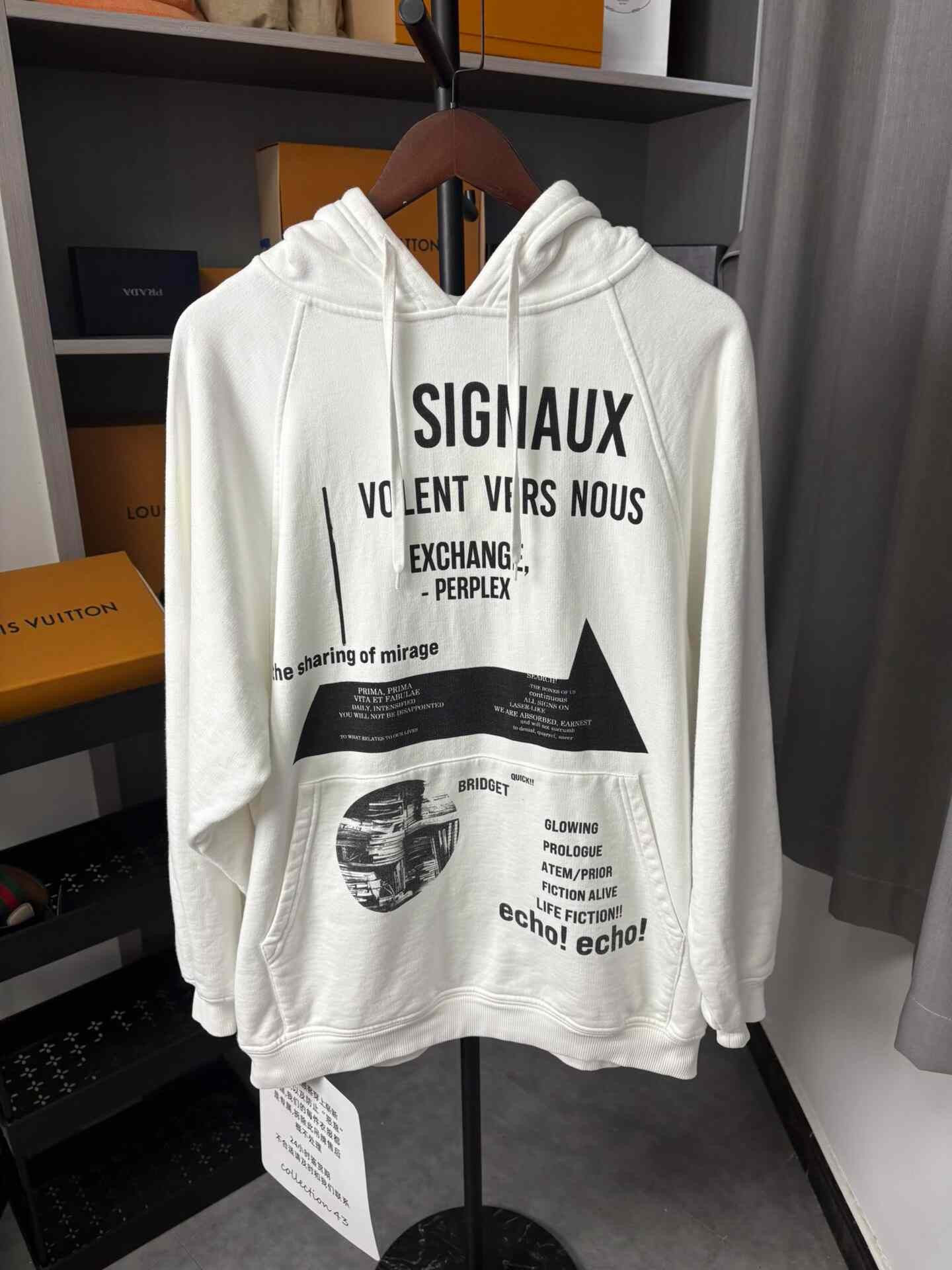 Prada Prada Printed Black Hoodie XS Men Size US XS / EU 42 / 0 - 1 Thumbnail