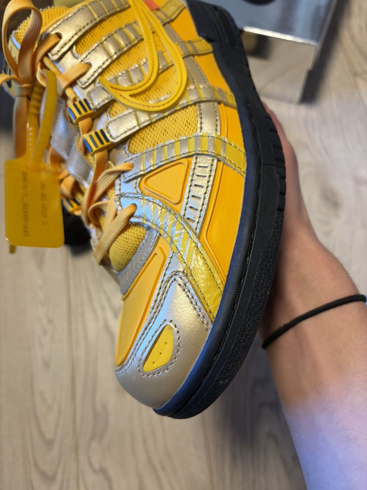 Nike × Off-White Nike Air Rubber Dunk x Off White - unc gold 10.5 / 44.5 Size US 10.5 / EU 43-44 - 4 Thumbnail