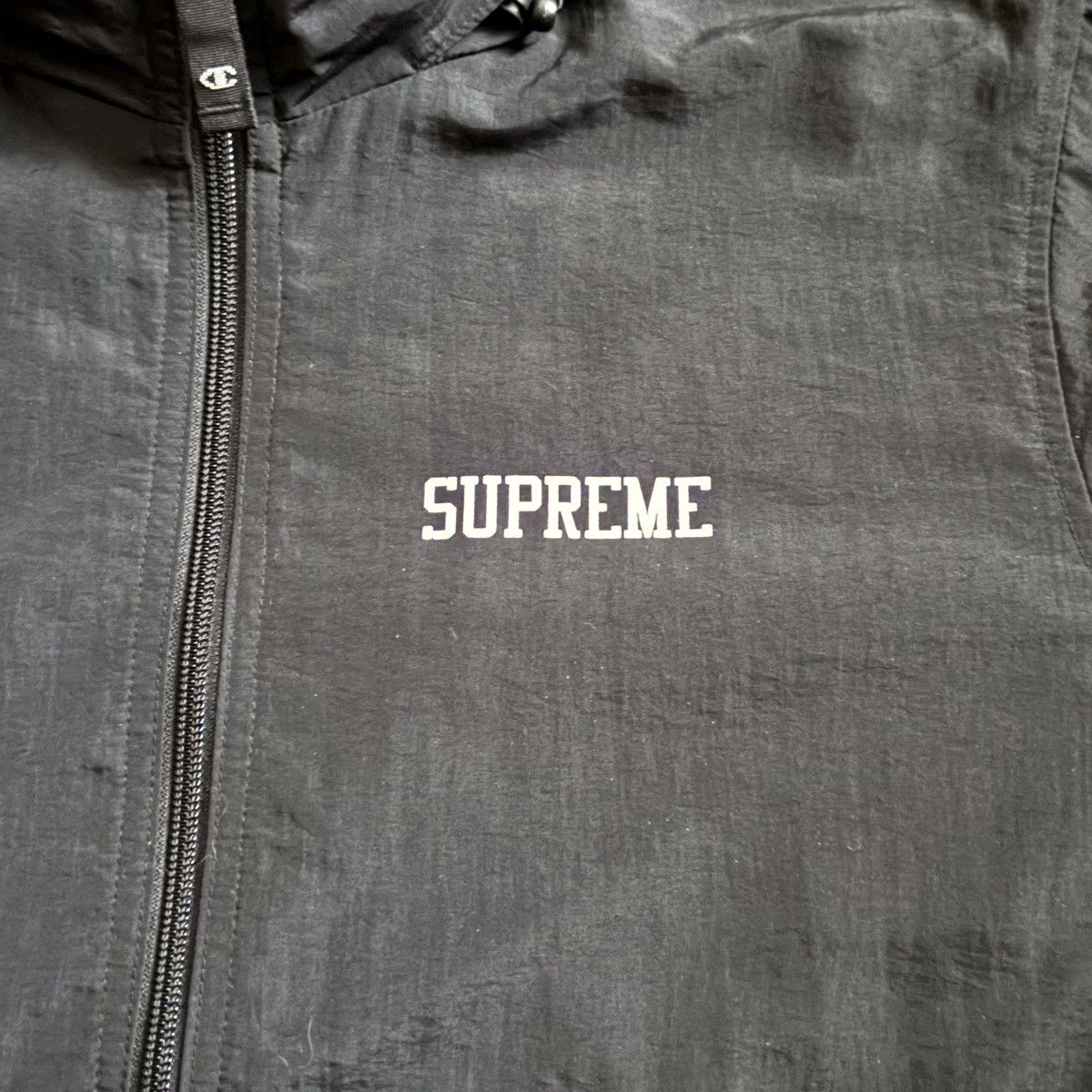 Champion × Supreme Supreme x Champion Black Men’s M Windbreaker Jacket SS18 Size US M / EU 48-50 / 2 - 5 Thumbnail