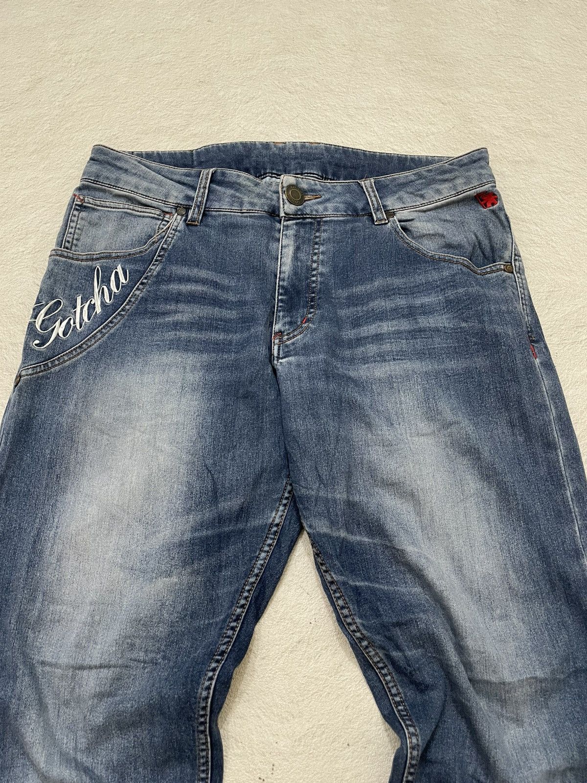 Japanese Brand 2000s Japanese Gotcha Wash Denim Embroidered Big Logo Y2K Size US 33 - 3 Thumbnail