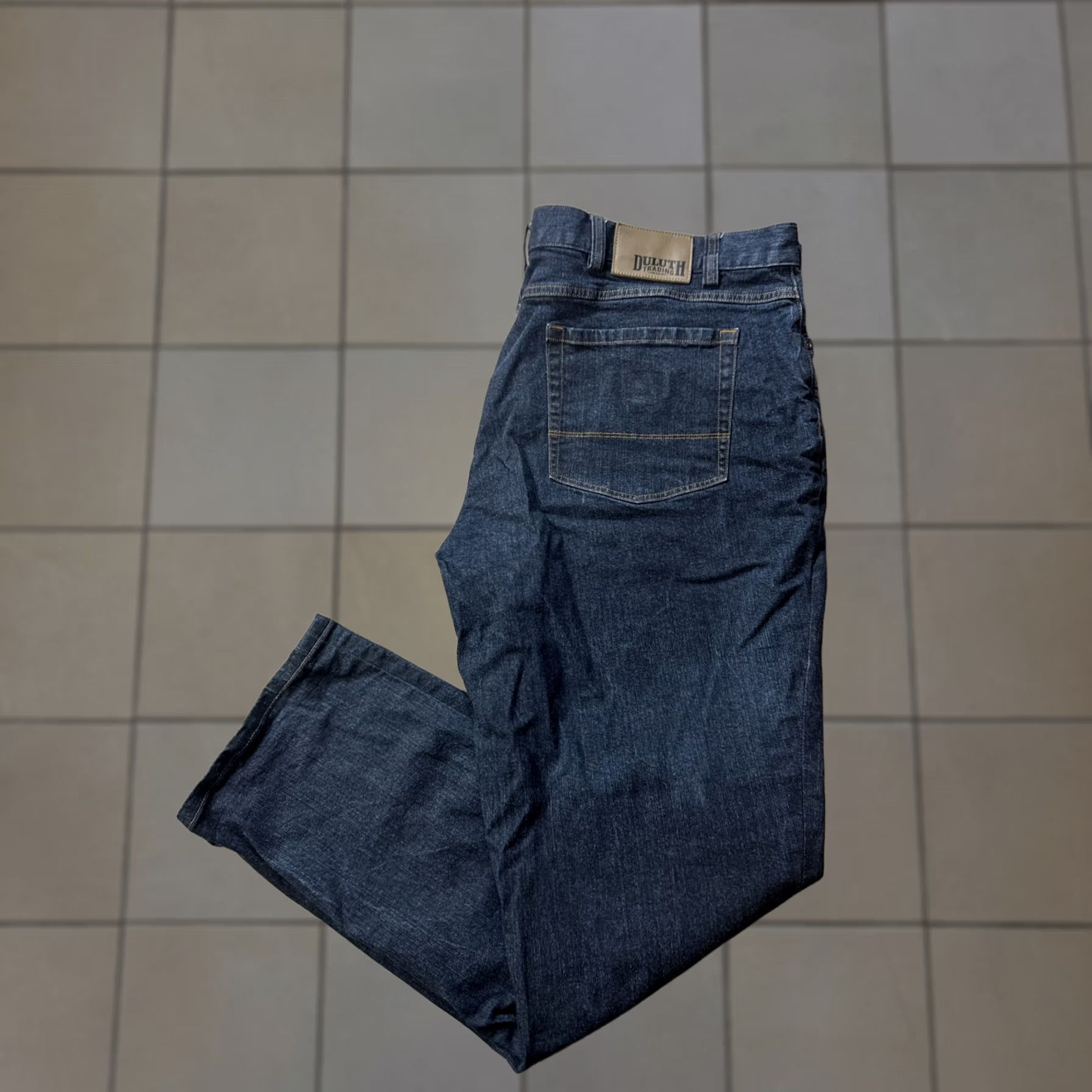 Denime Duluth Flex Weekender Jeans Shirt? 46x31 Blue Denim Big & Tall Men Relaxed Fit 5-Pocket Cotton Spandex USA Vintage: No Size US 30 / EU 46 - 1 Thumbnail