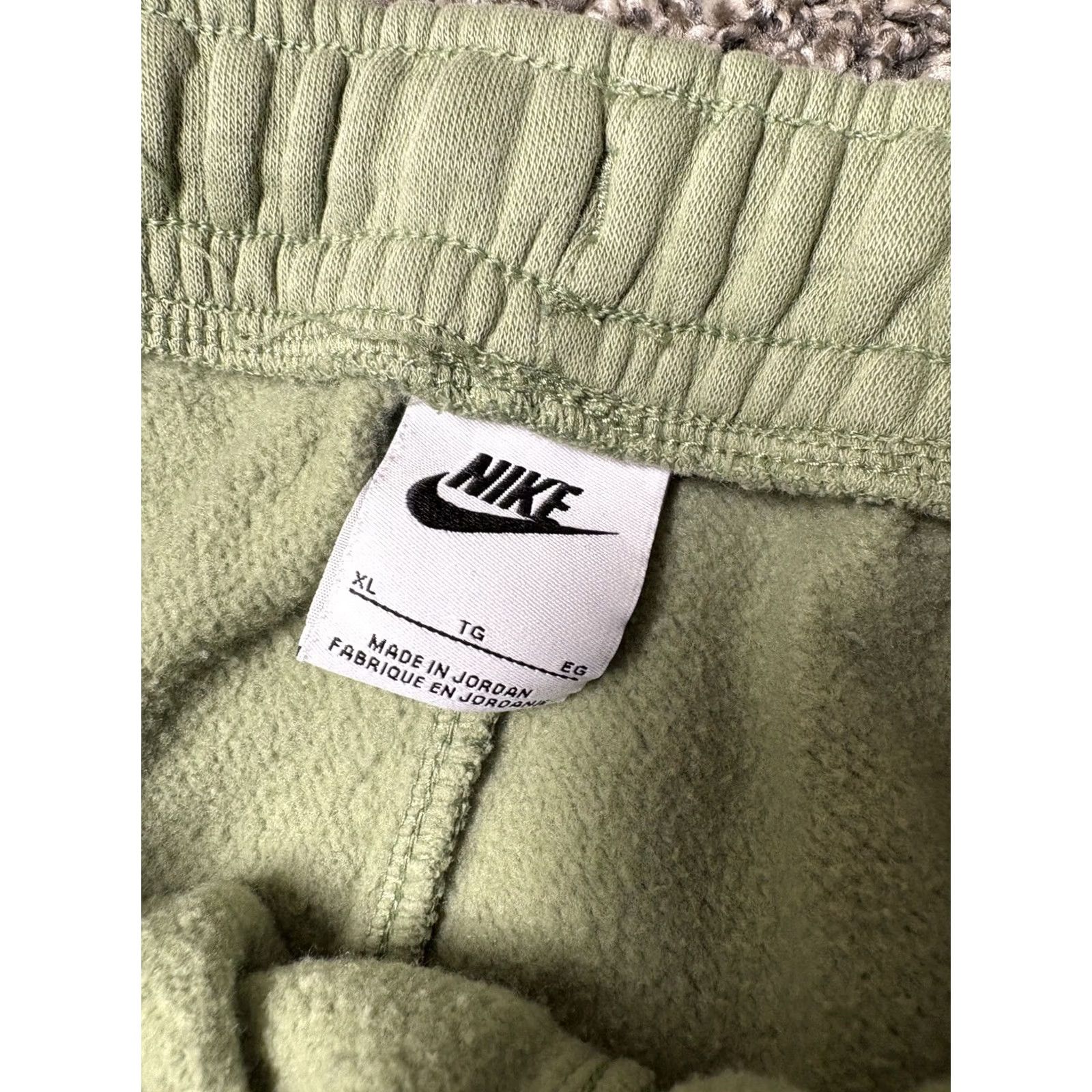 Nike Nike Pants Mens XL Green Club Fleece Jogger Cargo Sweatpants Light CD3129 Size US 36 / EU 52 - 3 Thumbnail