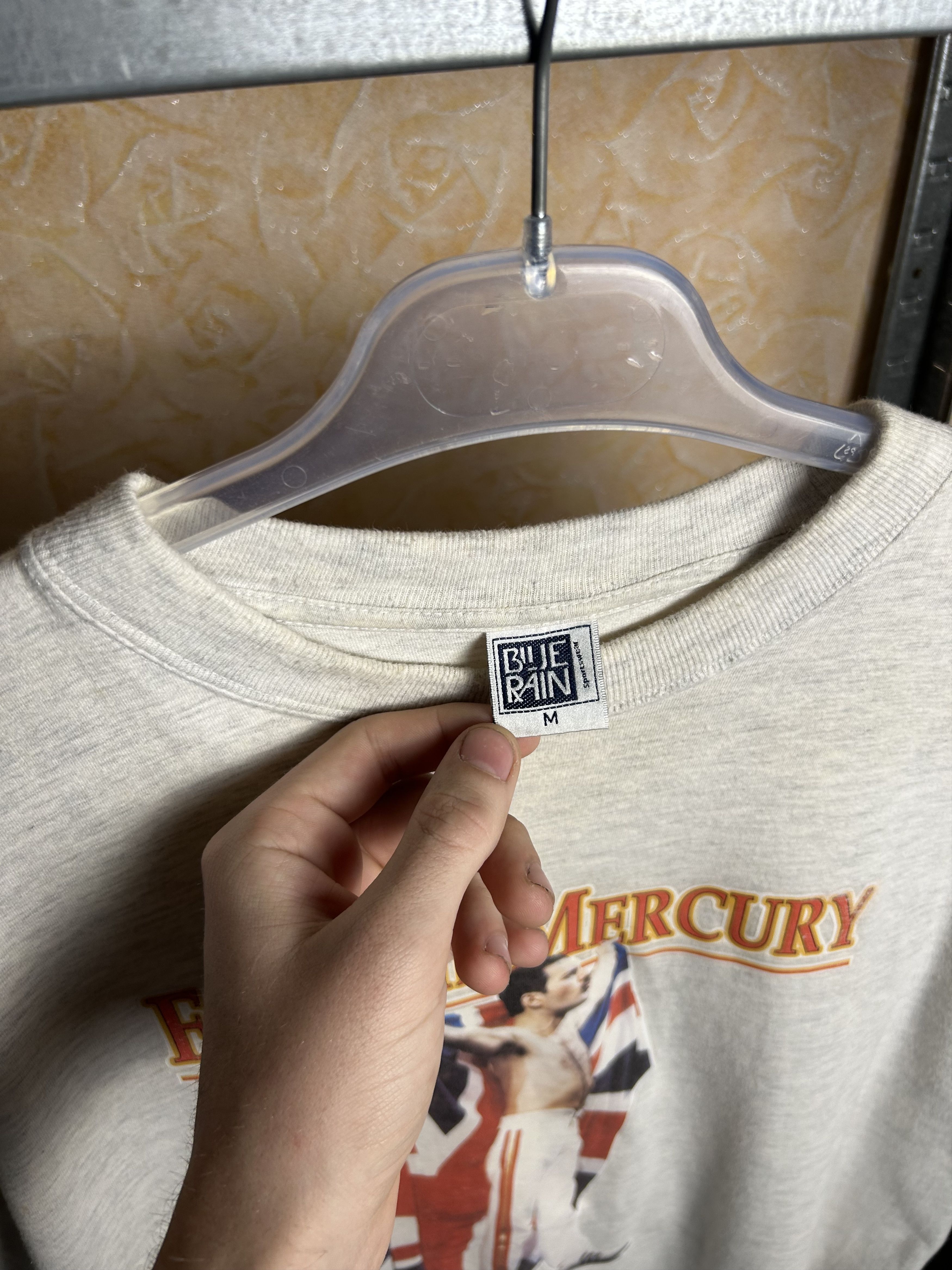 Band Tees Vintage 1992 Freddie Mercury Queen Rock Band T-shirt Size US M / EU 48-50 / 2 - 5 Thumbnail